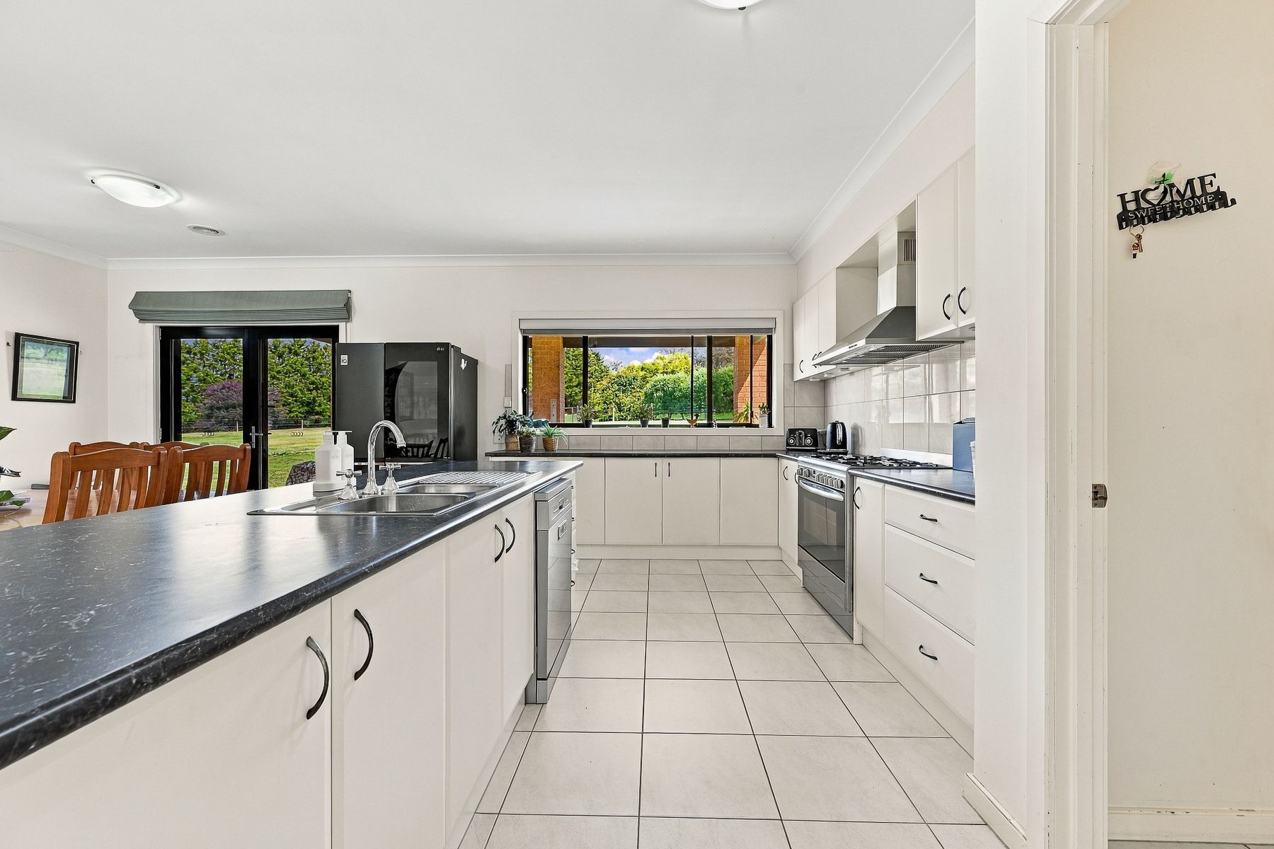 819 Koonwarra-inverloch Road — photo 5 of 18