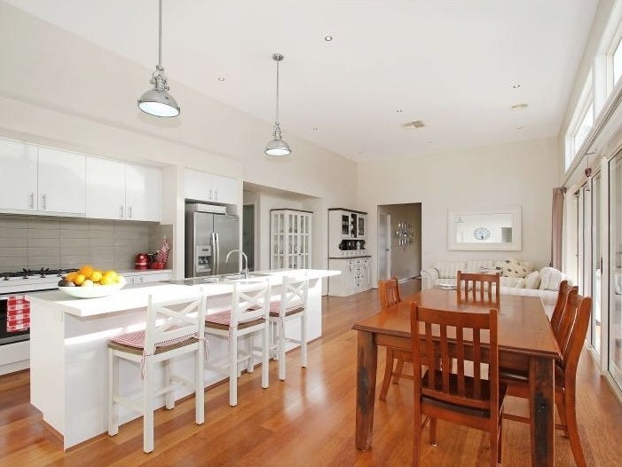 153 Kosciuszko Road, Thurgoona, NSW 2640