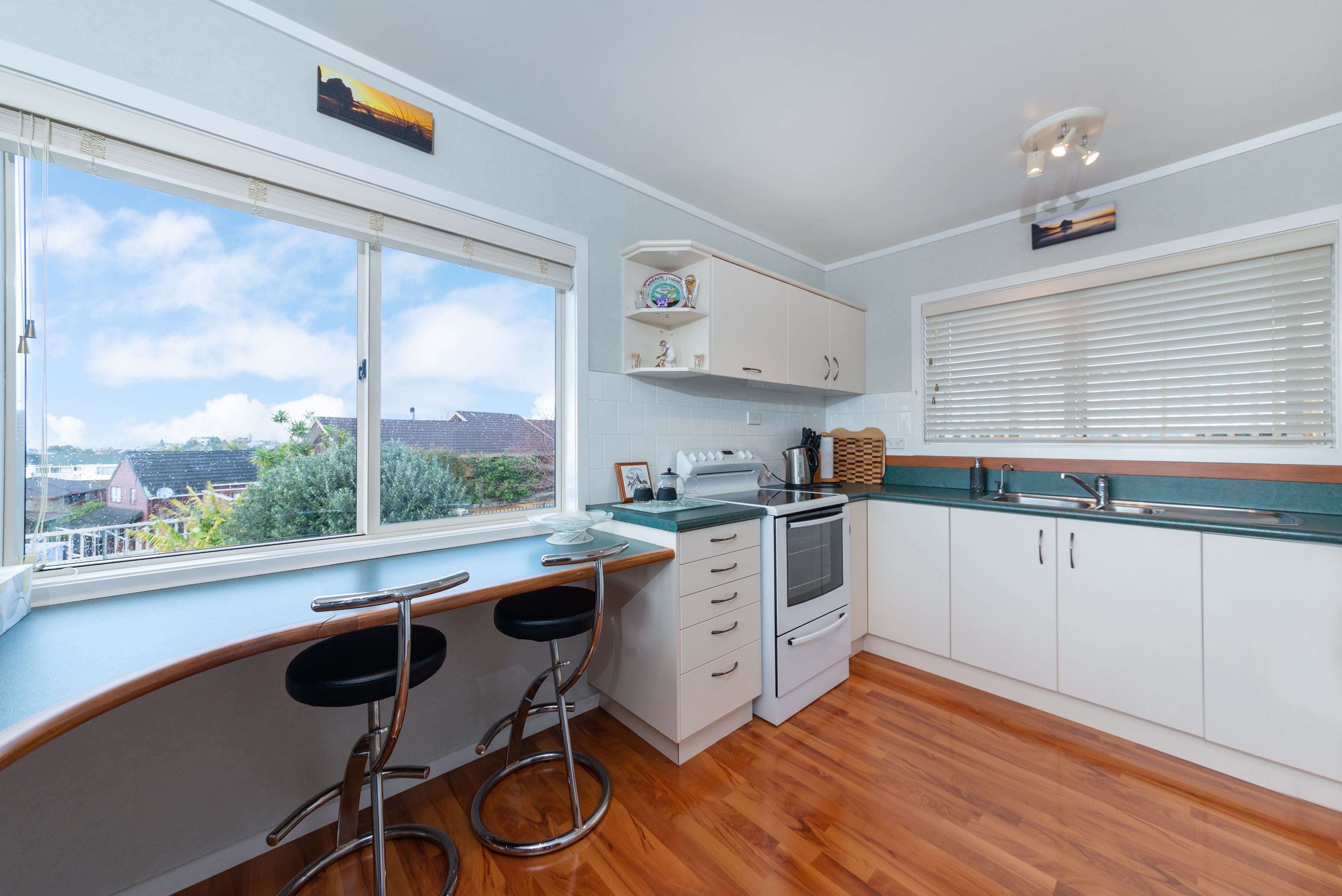 221 Royal Road, Royal Heights, Waitakere City