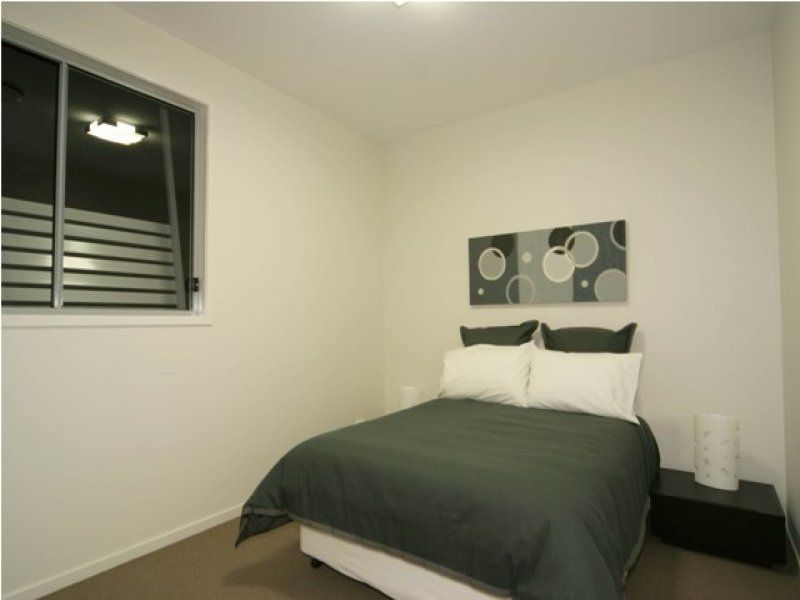 2A Eton Street, Bulimba, QLD 4171