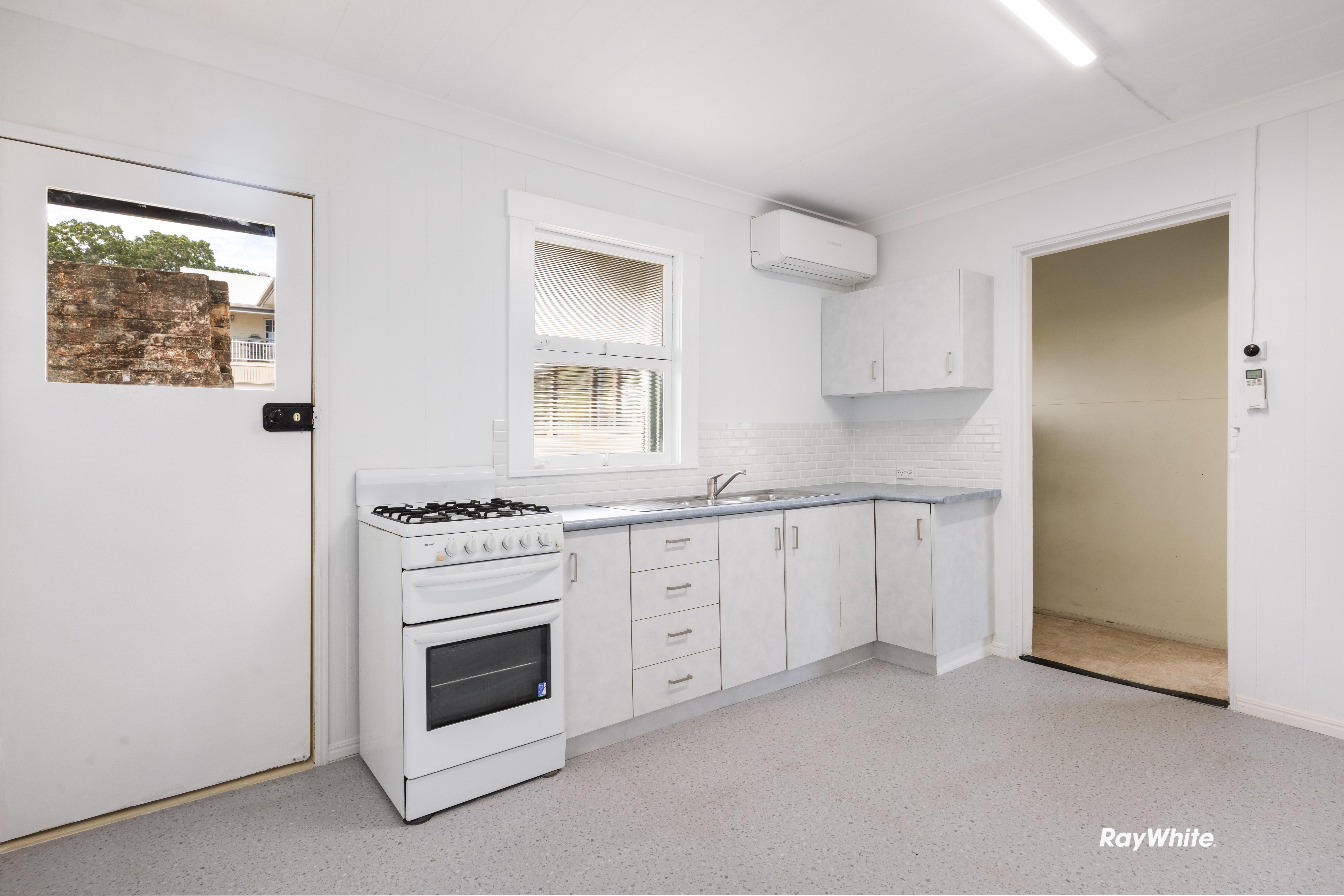 4 Panton Street — photo 10 of 30