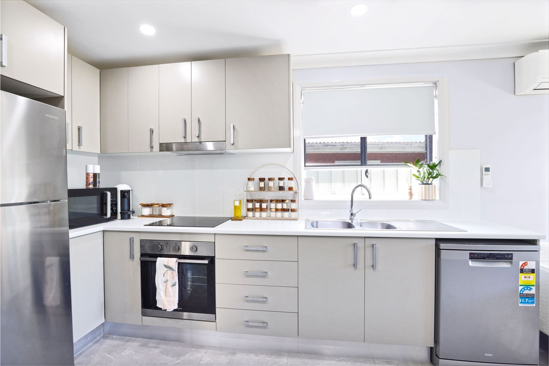 10A Herbert Street, Cambridge Park, NSW