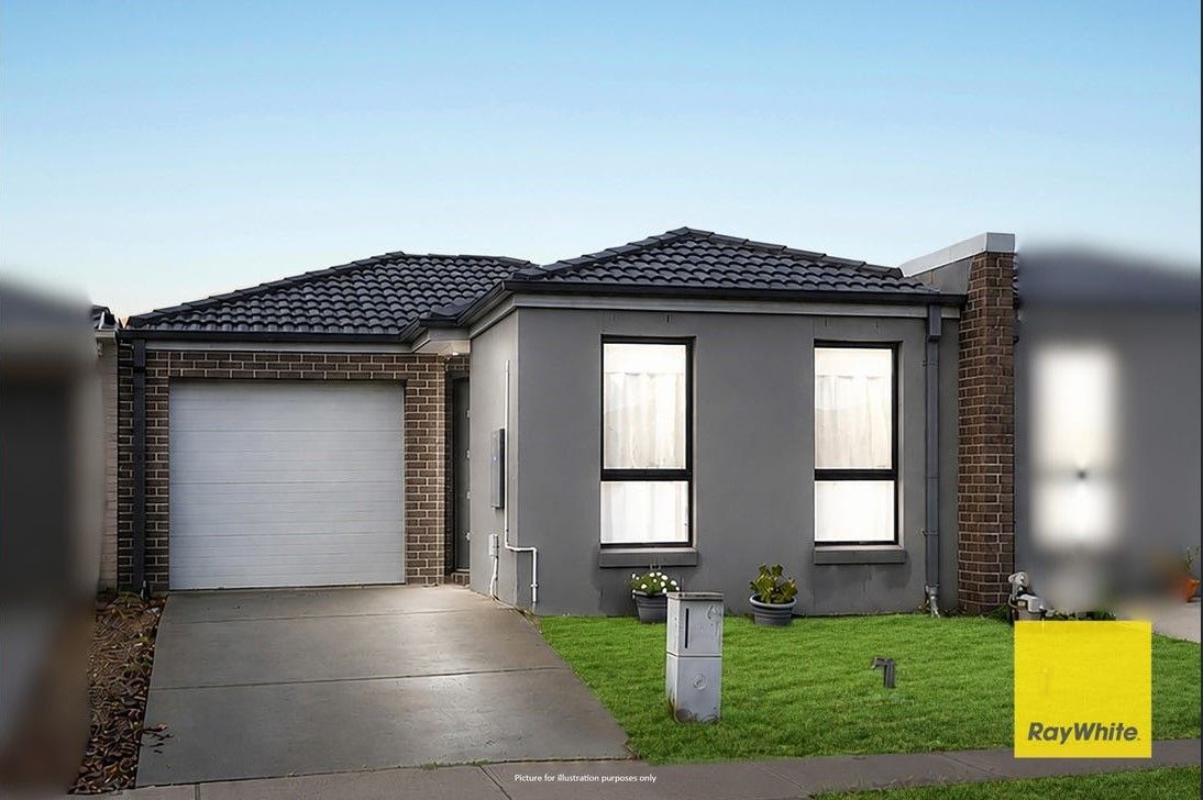 4B Tawny Court — photo 2 of 14
