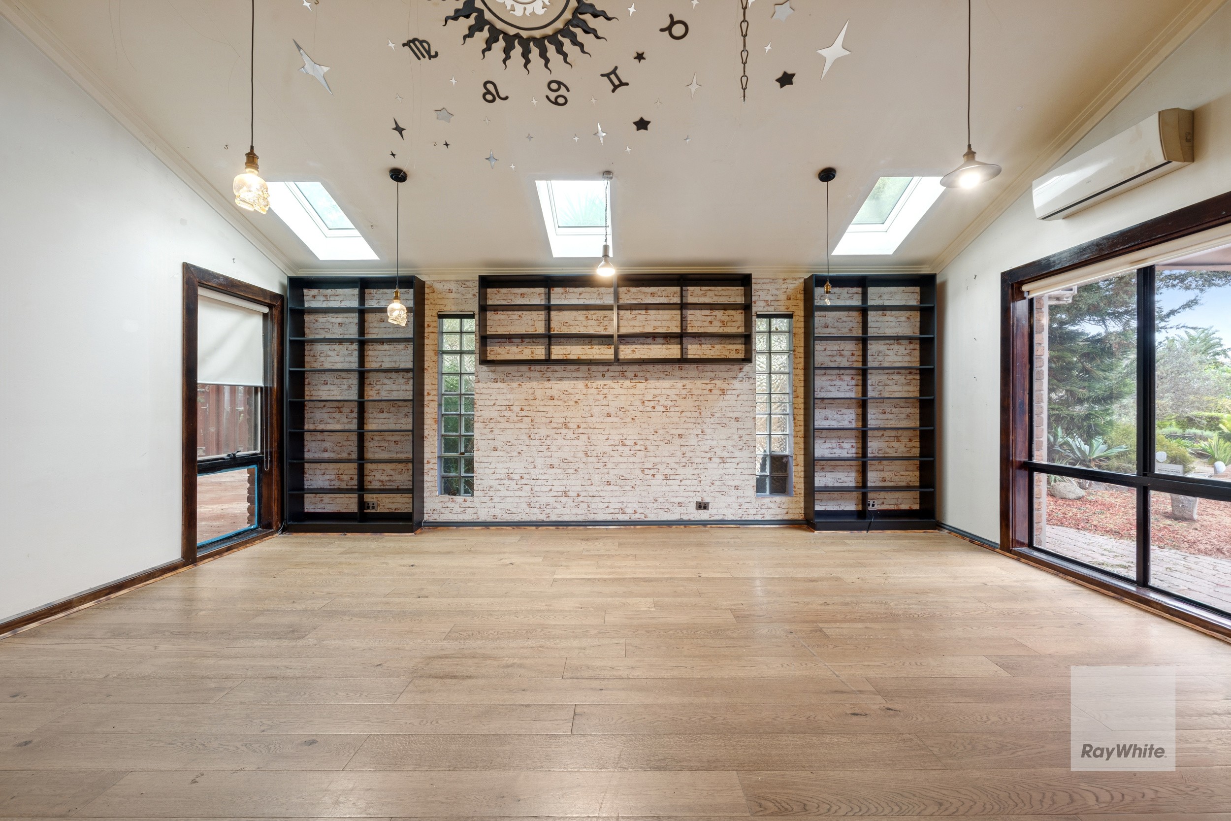 21 Gunsynd Court, Keilor Downs, VIC 3038