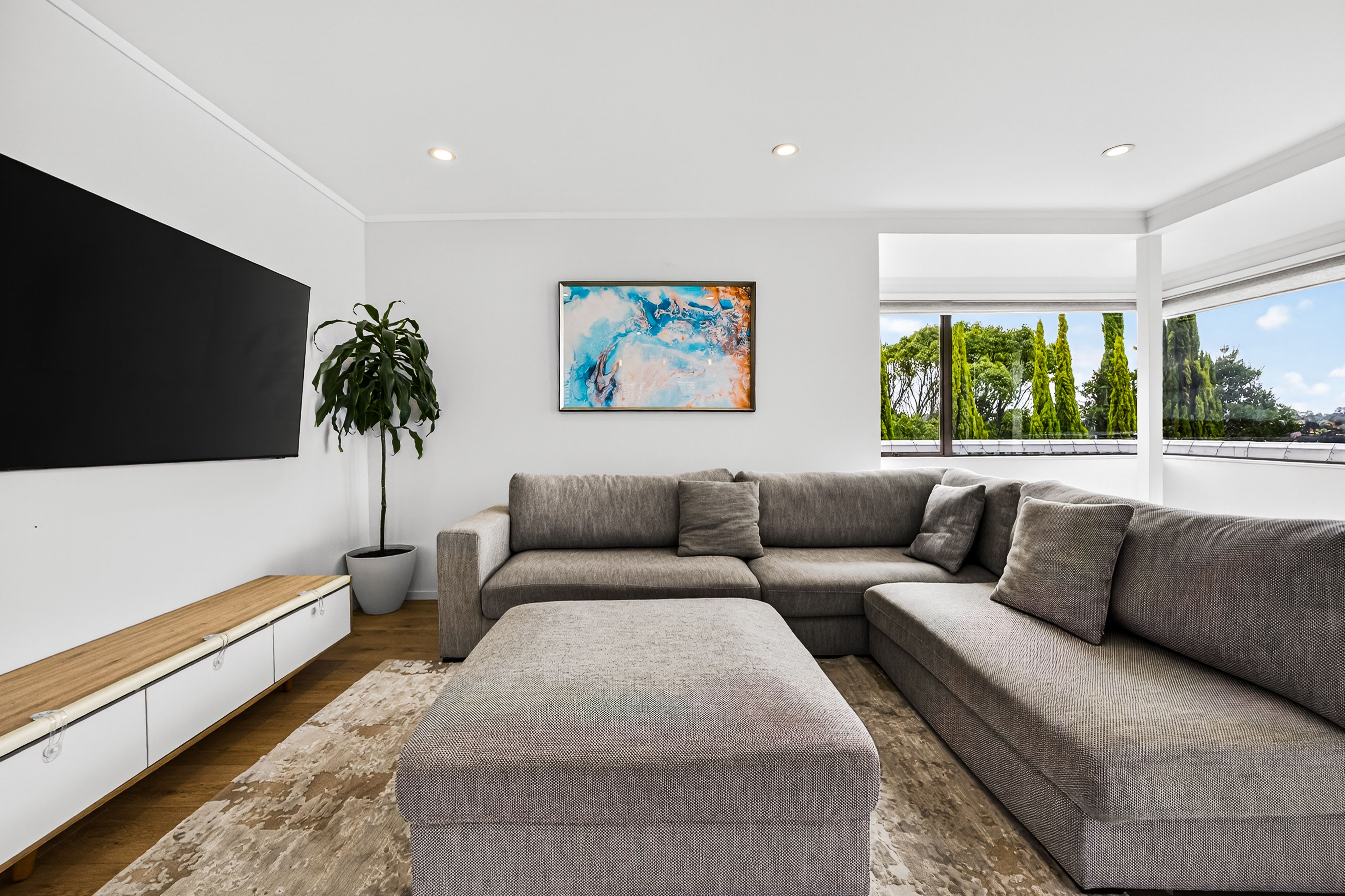 4 Anne McLean Drive, Bayview, North Shore City