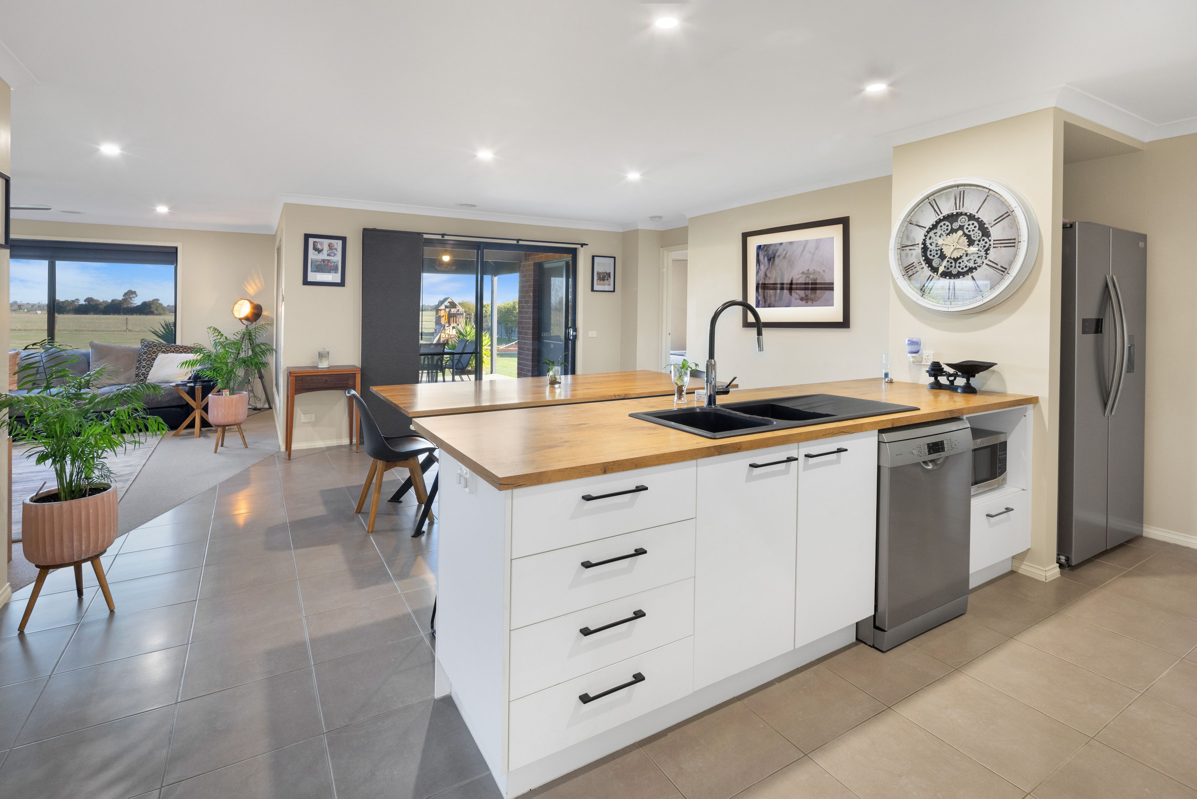 25 Diamond Drive, Cardigan Village, VIC 3352 Acreage/SemiRural for