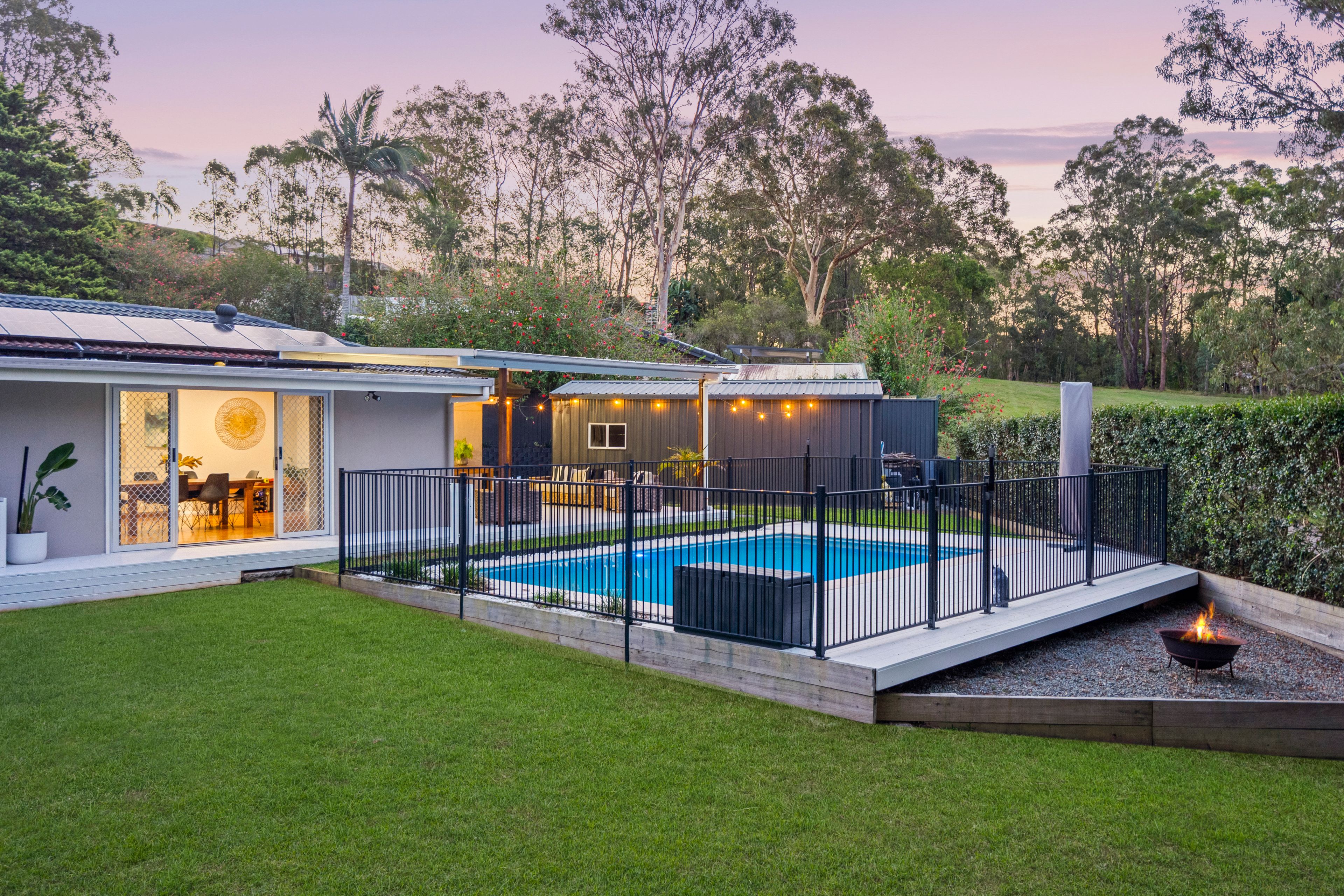 5 Culloden Court , Highland Park QLD 4211