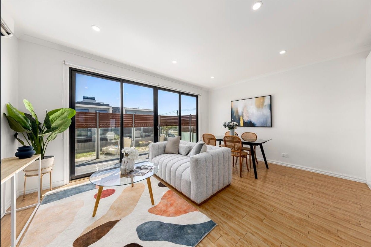 3/372 Burwood Highway — photo from Ray White Burwood
