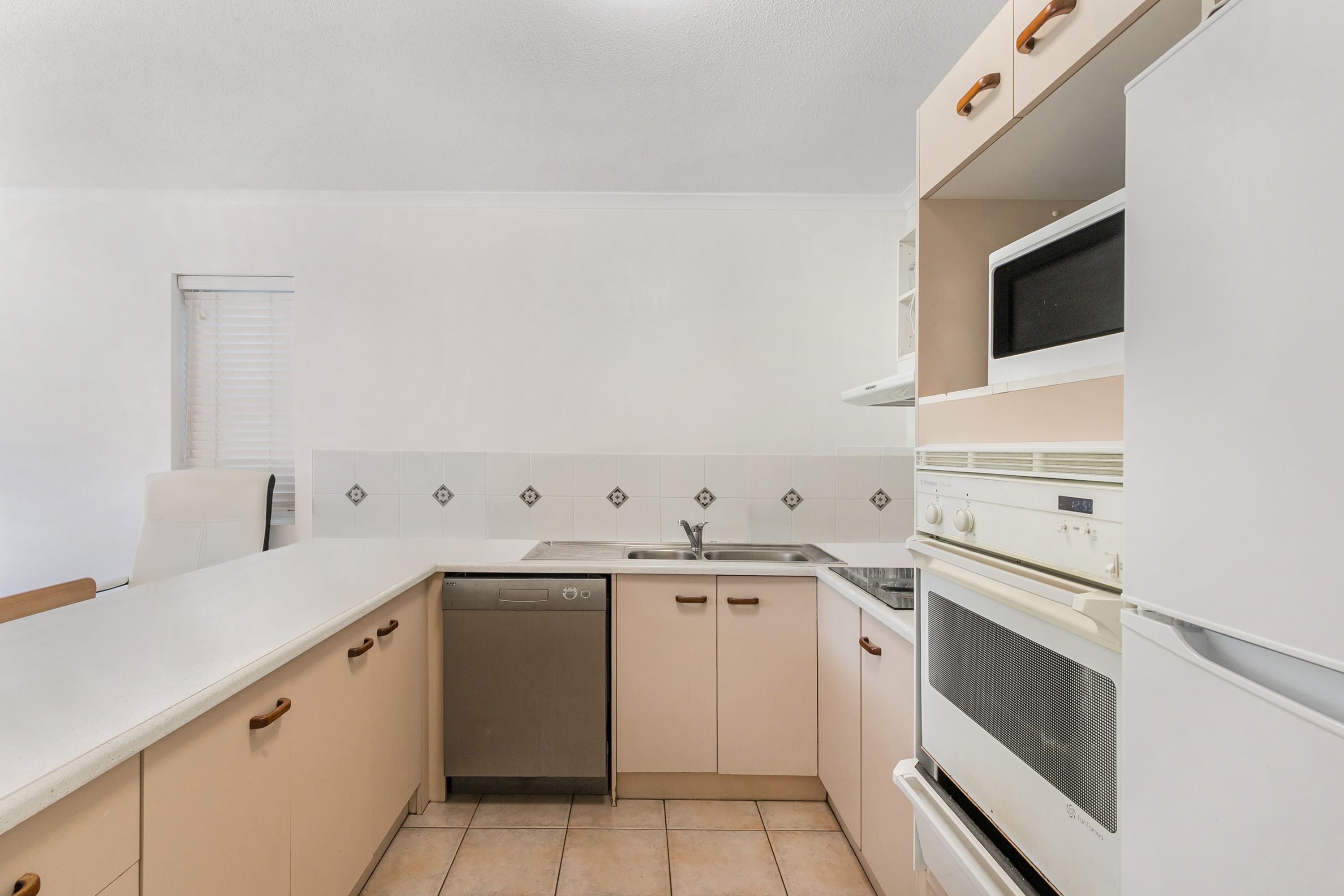 4/24 Depper Street, St Lucia, QLD 4067