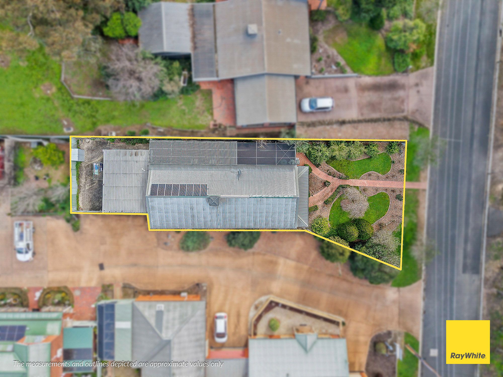 10/18 Lowe Street — photo 14 of 16
