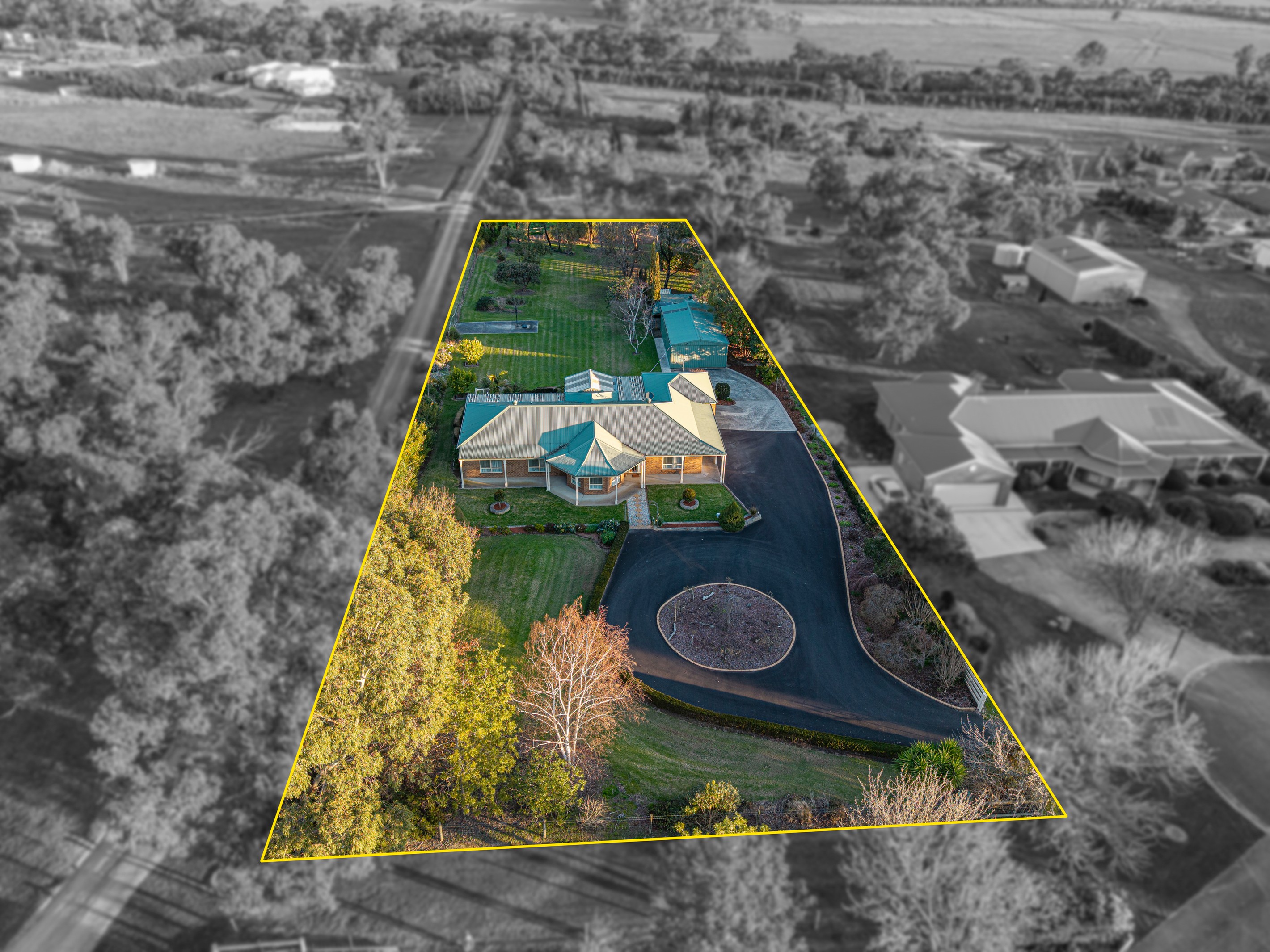 18 Silky Oak Court, Garfield, VIC 3814