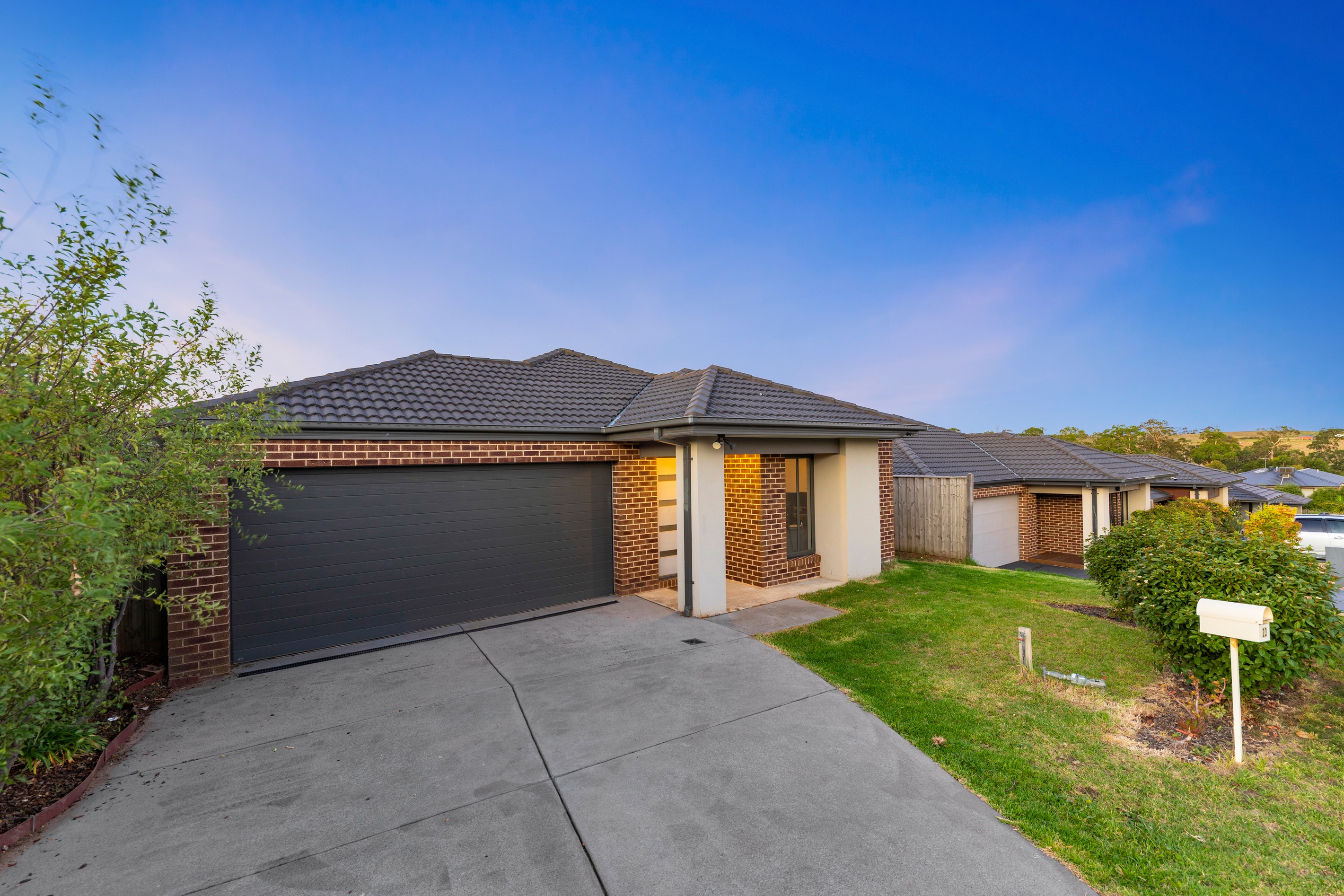 23 Bella Vista Crescent, Pakenham, VIC 3810