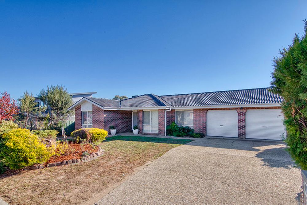 111 Bicentennial Drive, Jerrabomberra NSW 2619