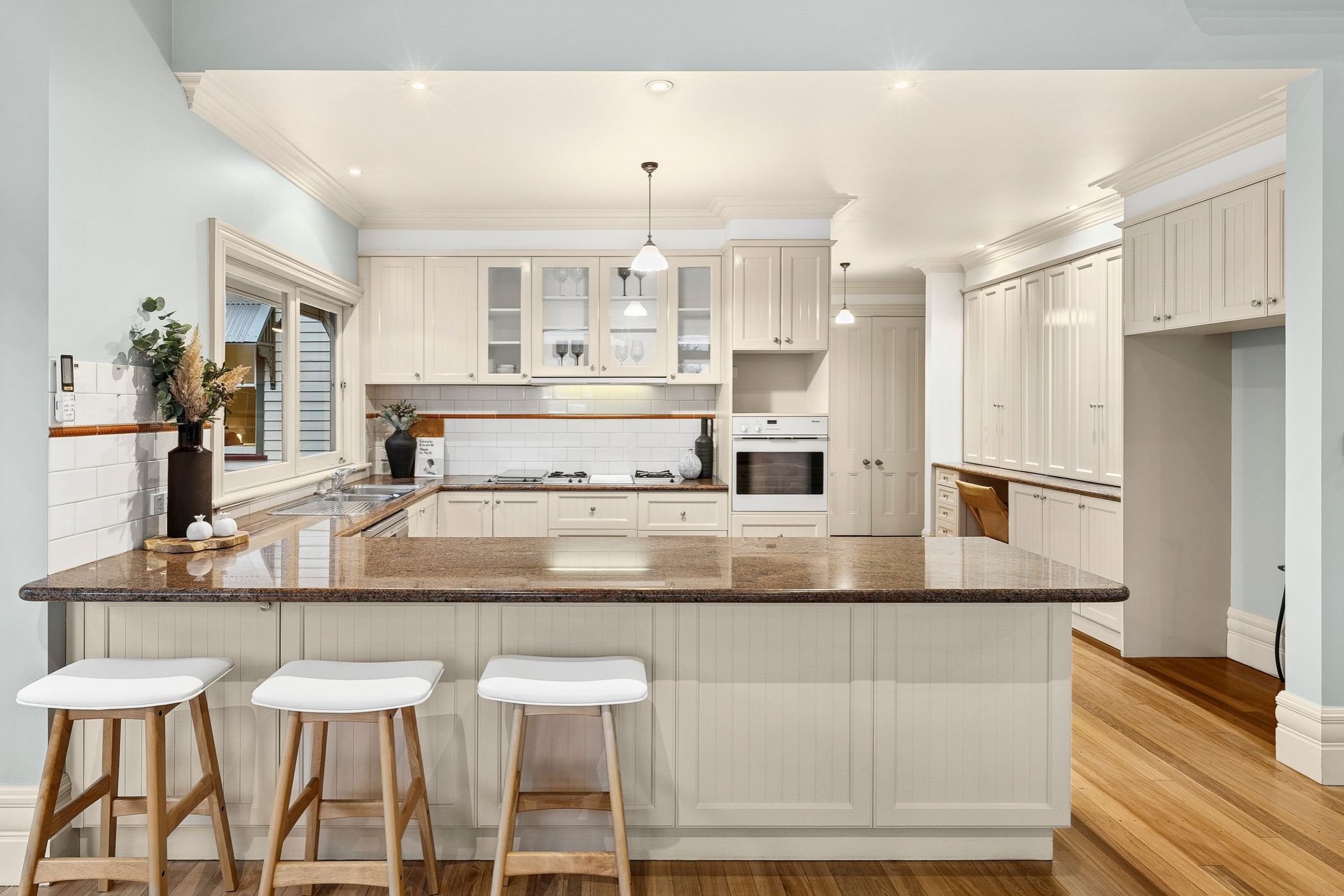 7 Balmoral Crescent — photo 4 of 30