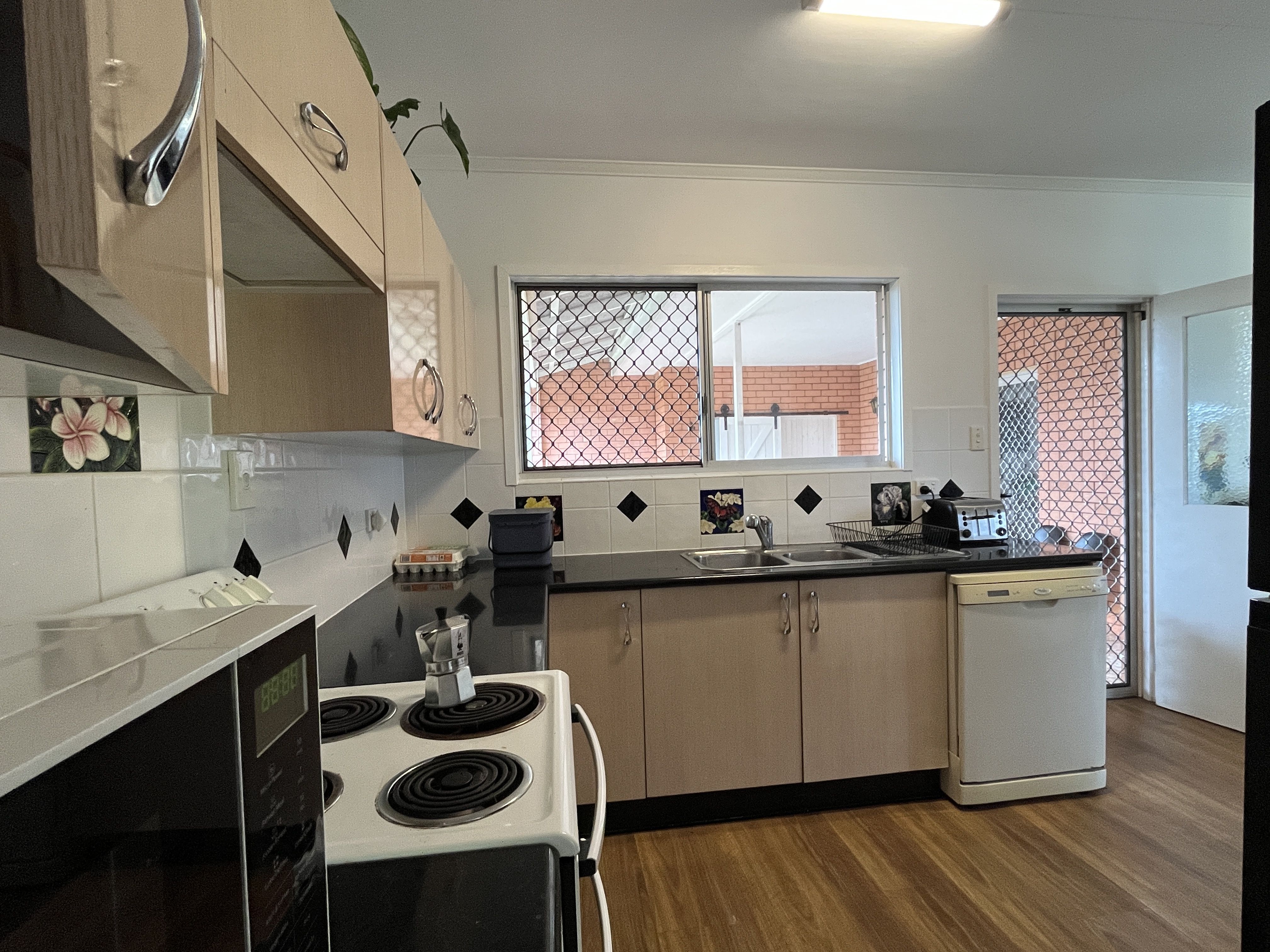 16 Finch Street — photo 8 of 21