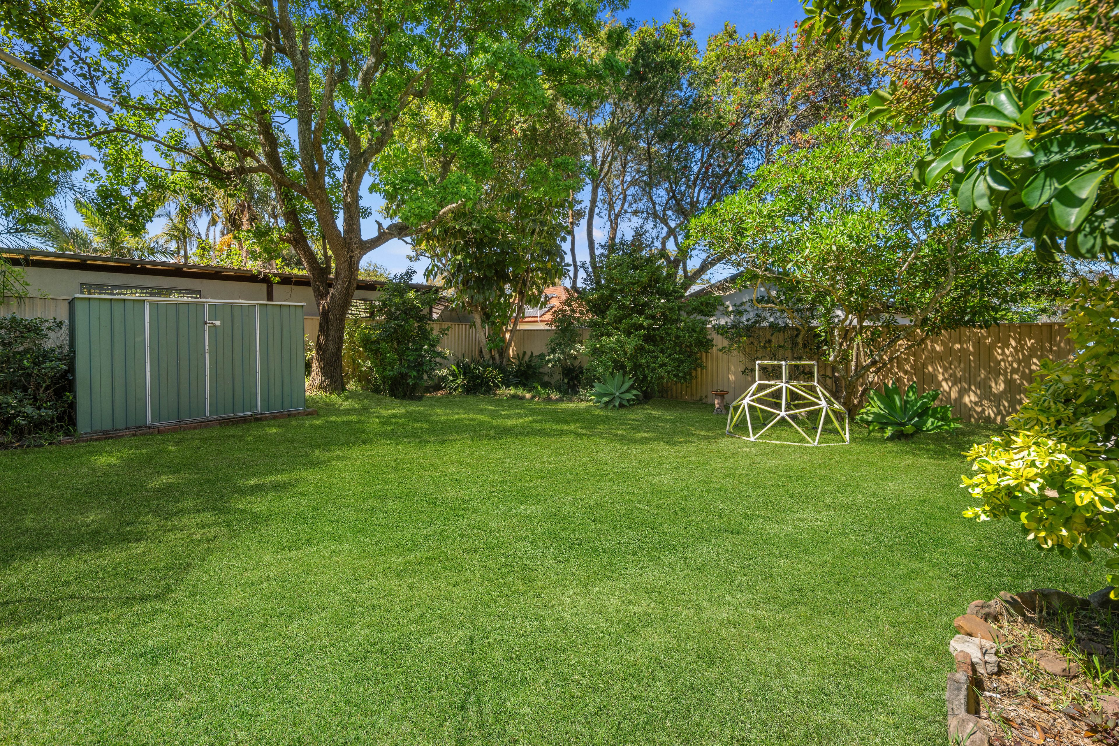 27 Beale Crescent, Peakhurst, NSW 2210