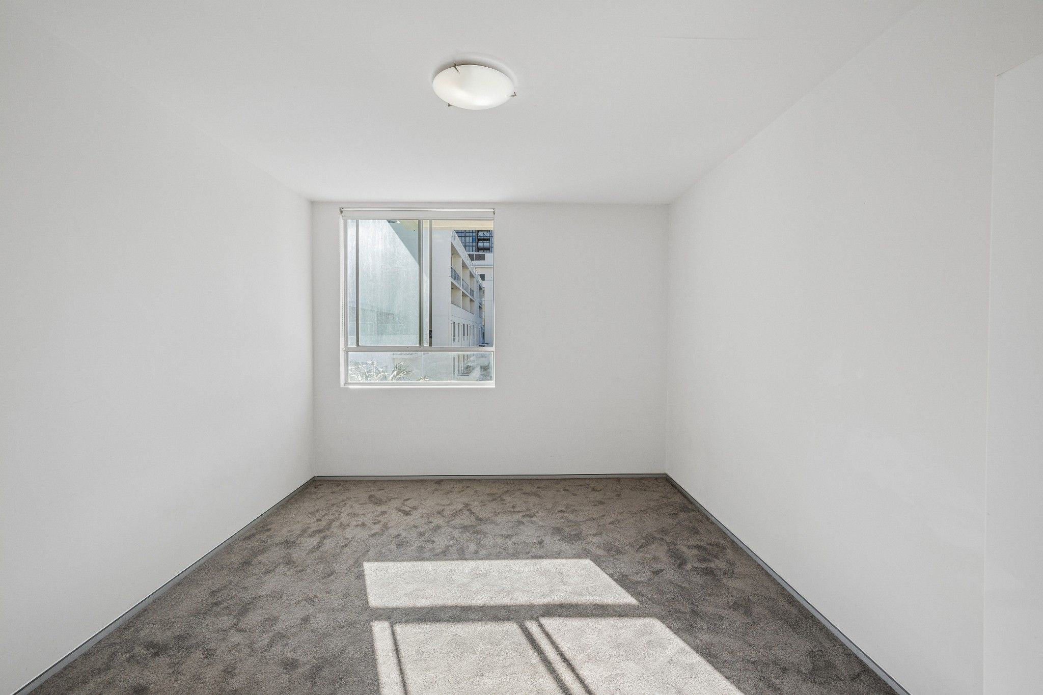 G303/10-16 Marquet Street — photo 12 of 24
