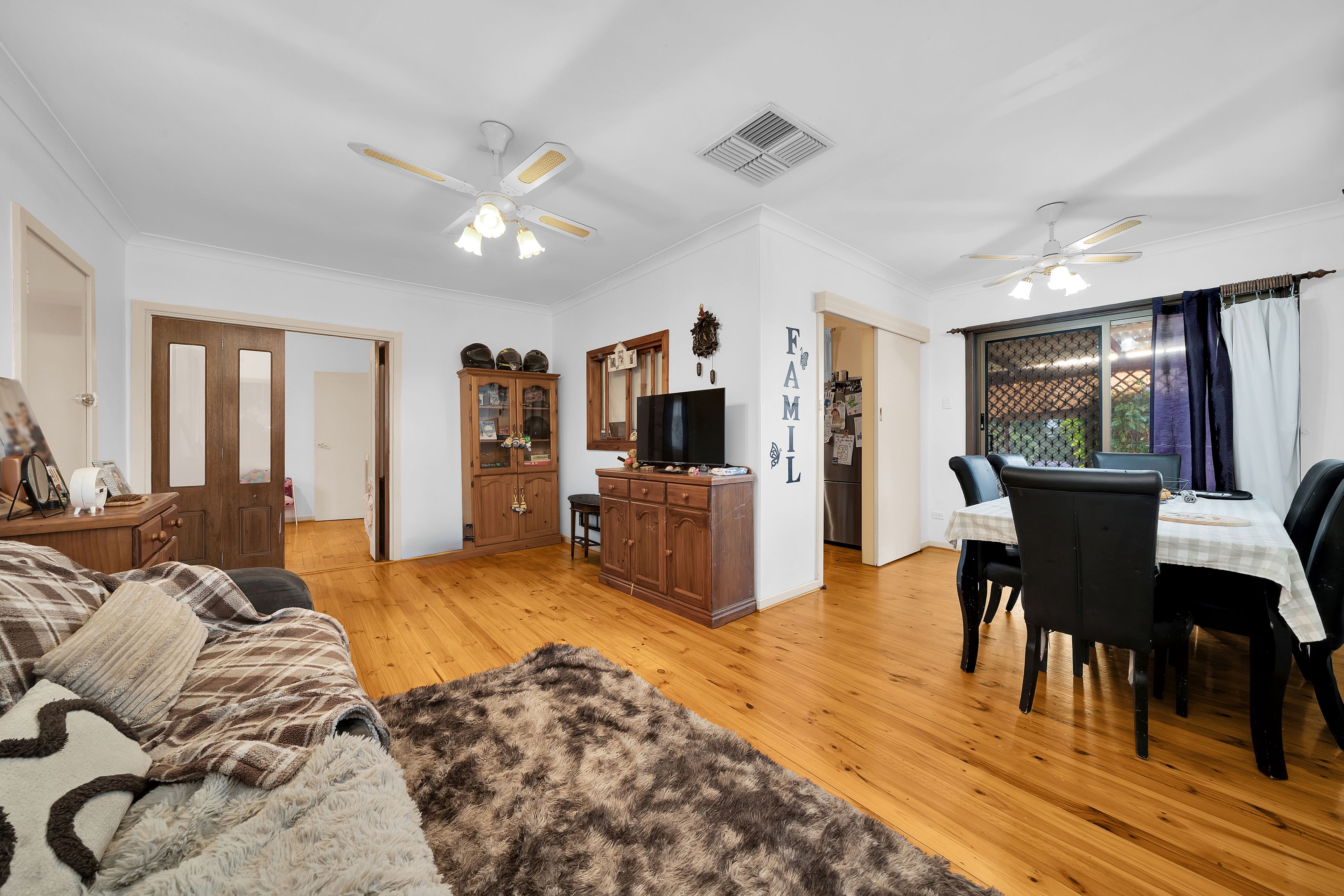 16 Burley Road — photo 5 of 19