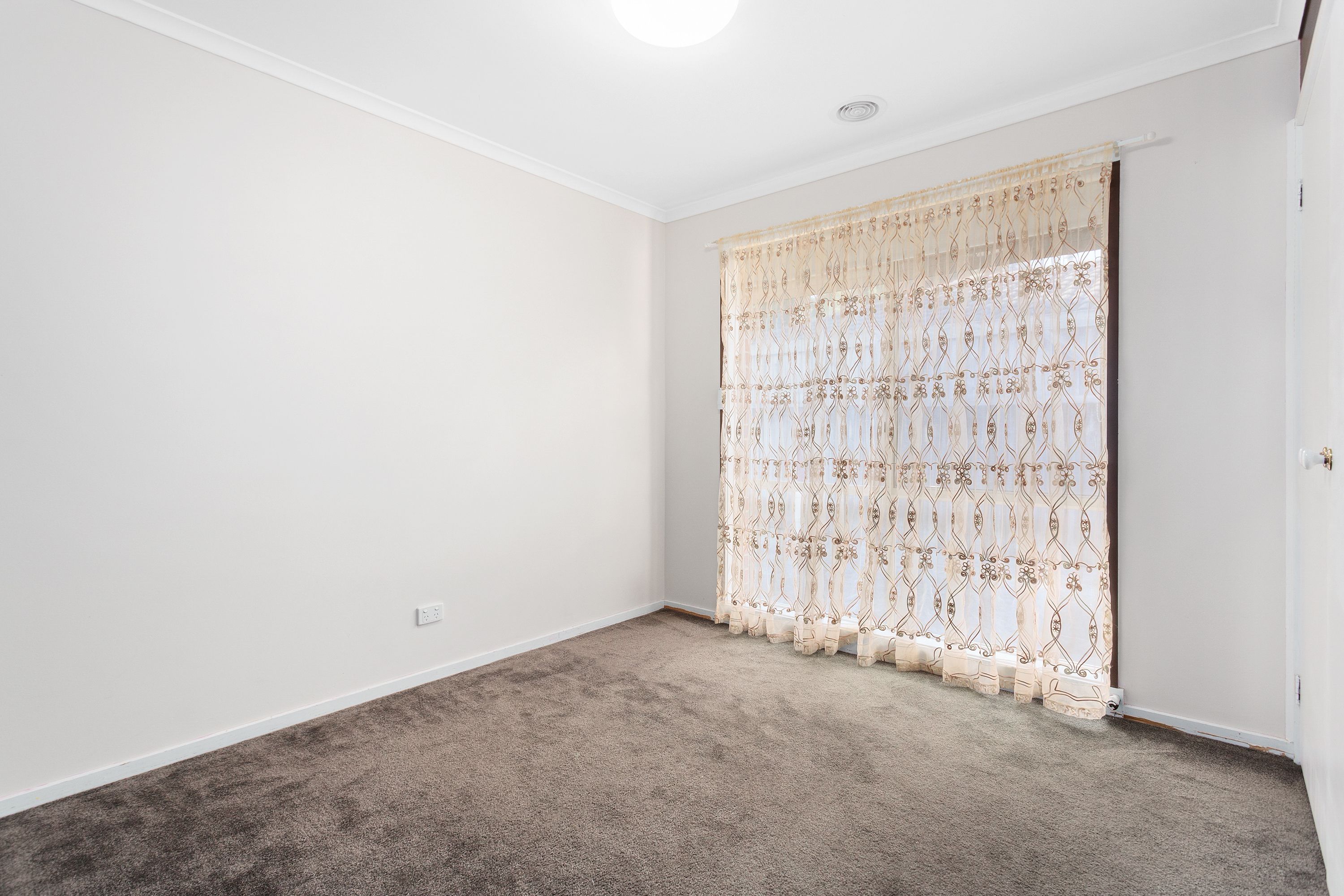 8 Claire Close — photo 16 of 27