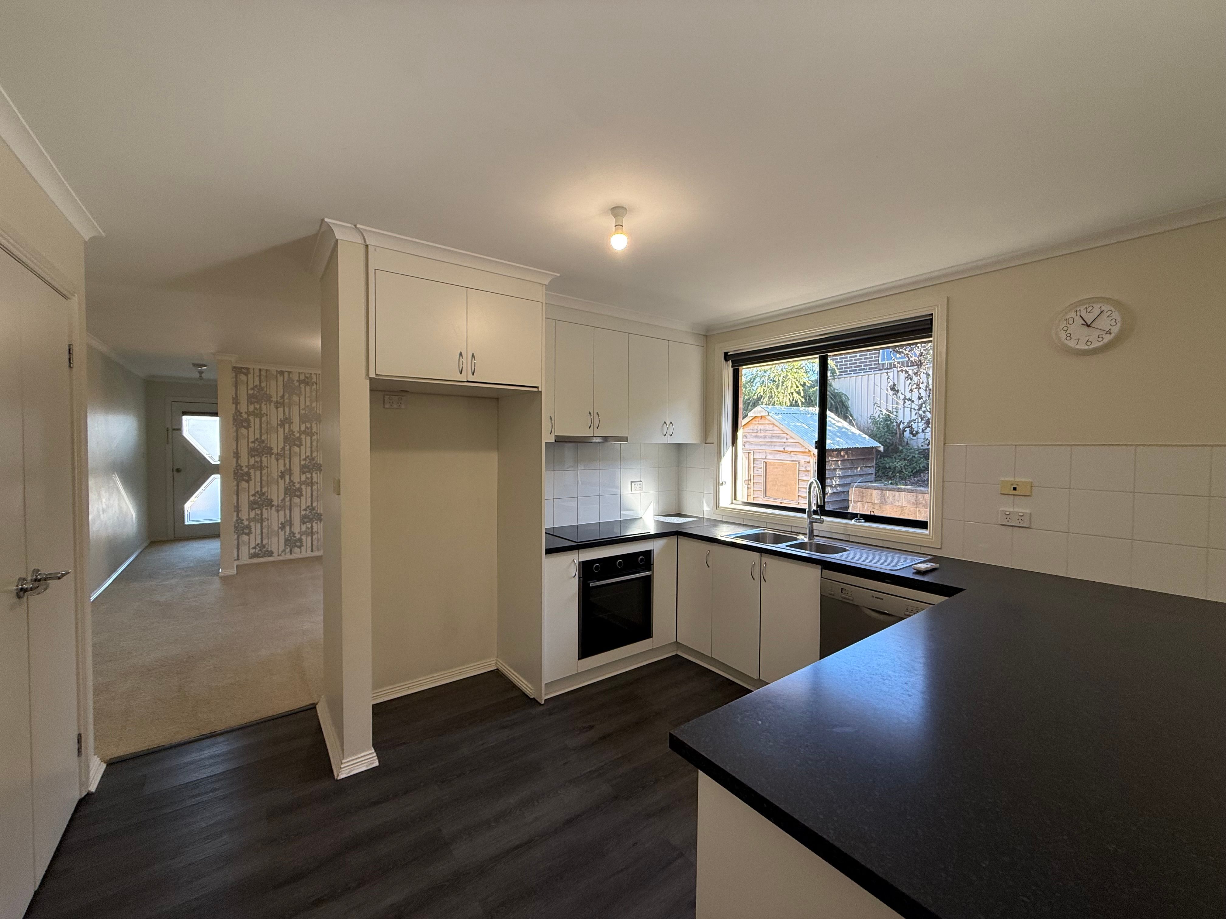 16 Dafnis Drive, Newnham, TAS 7248
