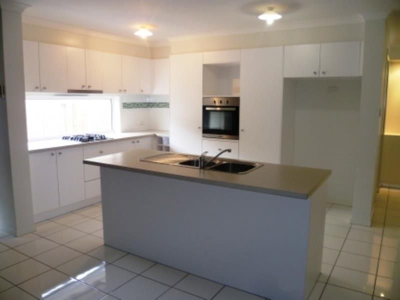 44 Peppertree Drive, Holmview, QLD 4207
