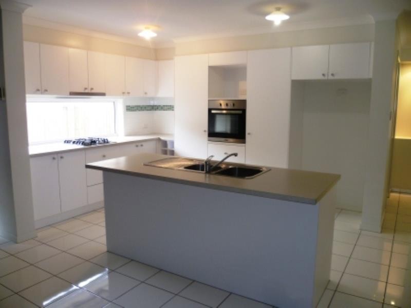 44 Peppertree Drive, Holmview, QLD 4207