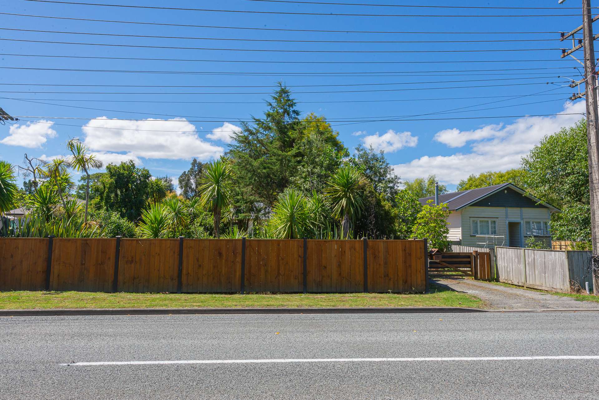 72 Awaroa Road photo 20