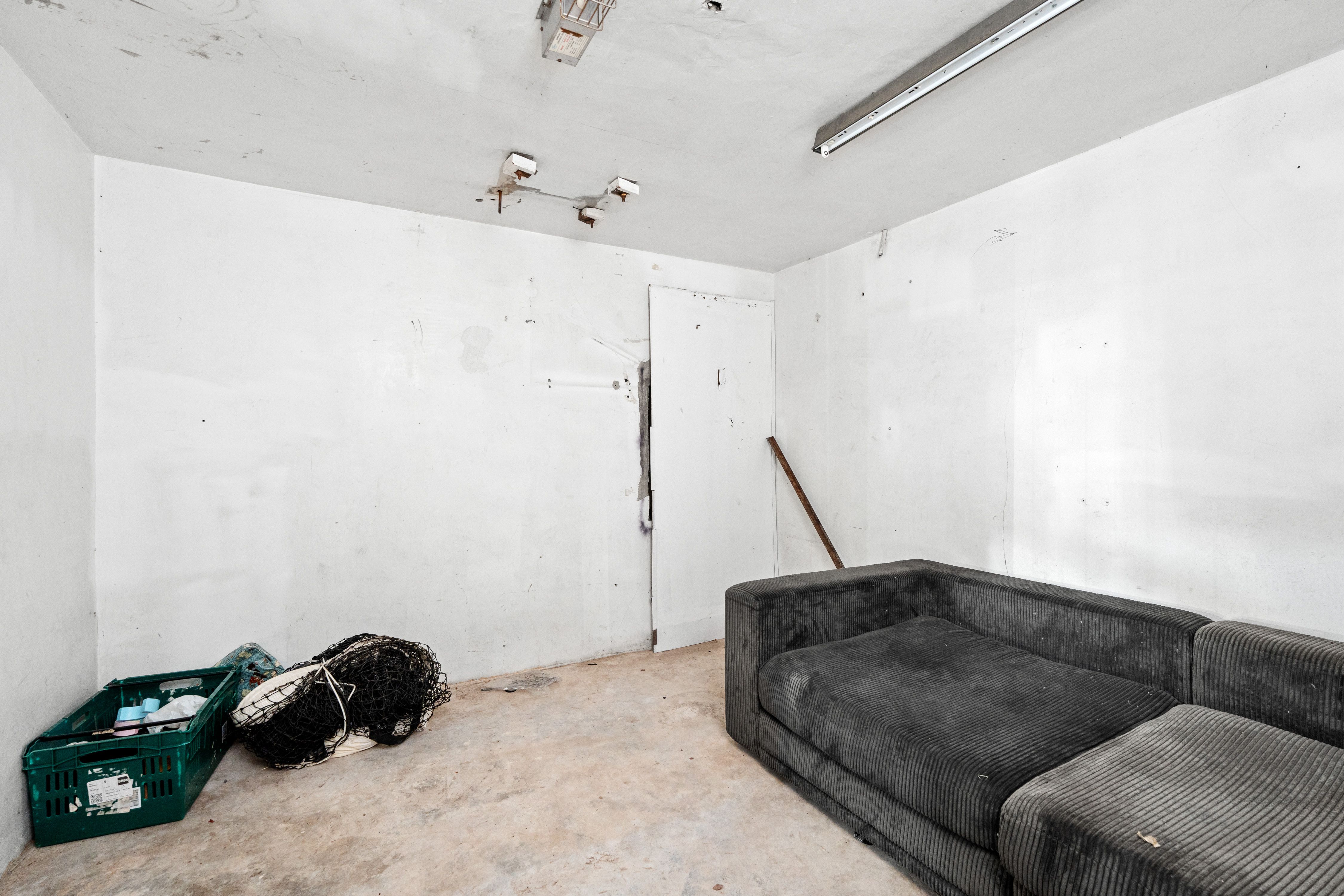 65 Combermere Street — photo 8 of 15