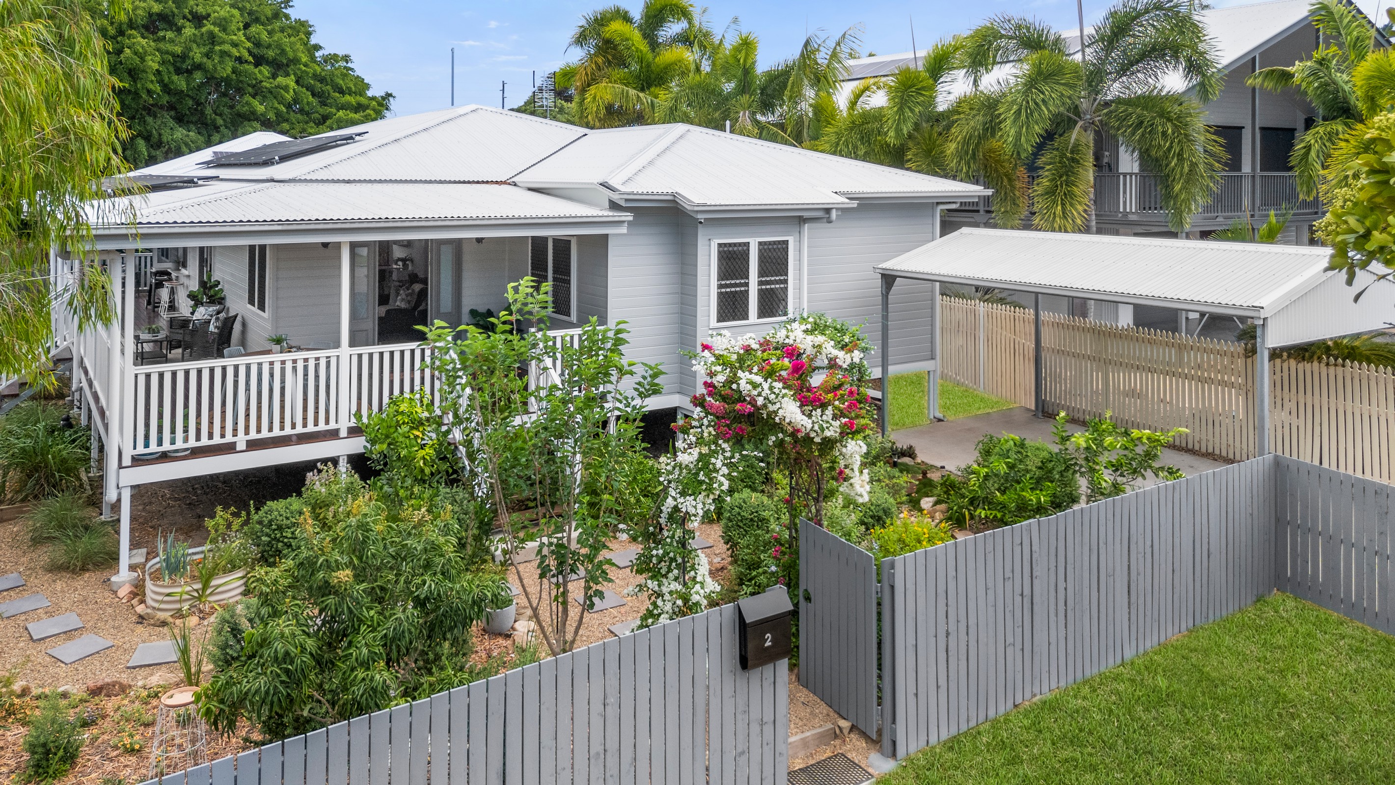 2 Shaw Street, West End, QLD 4810