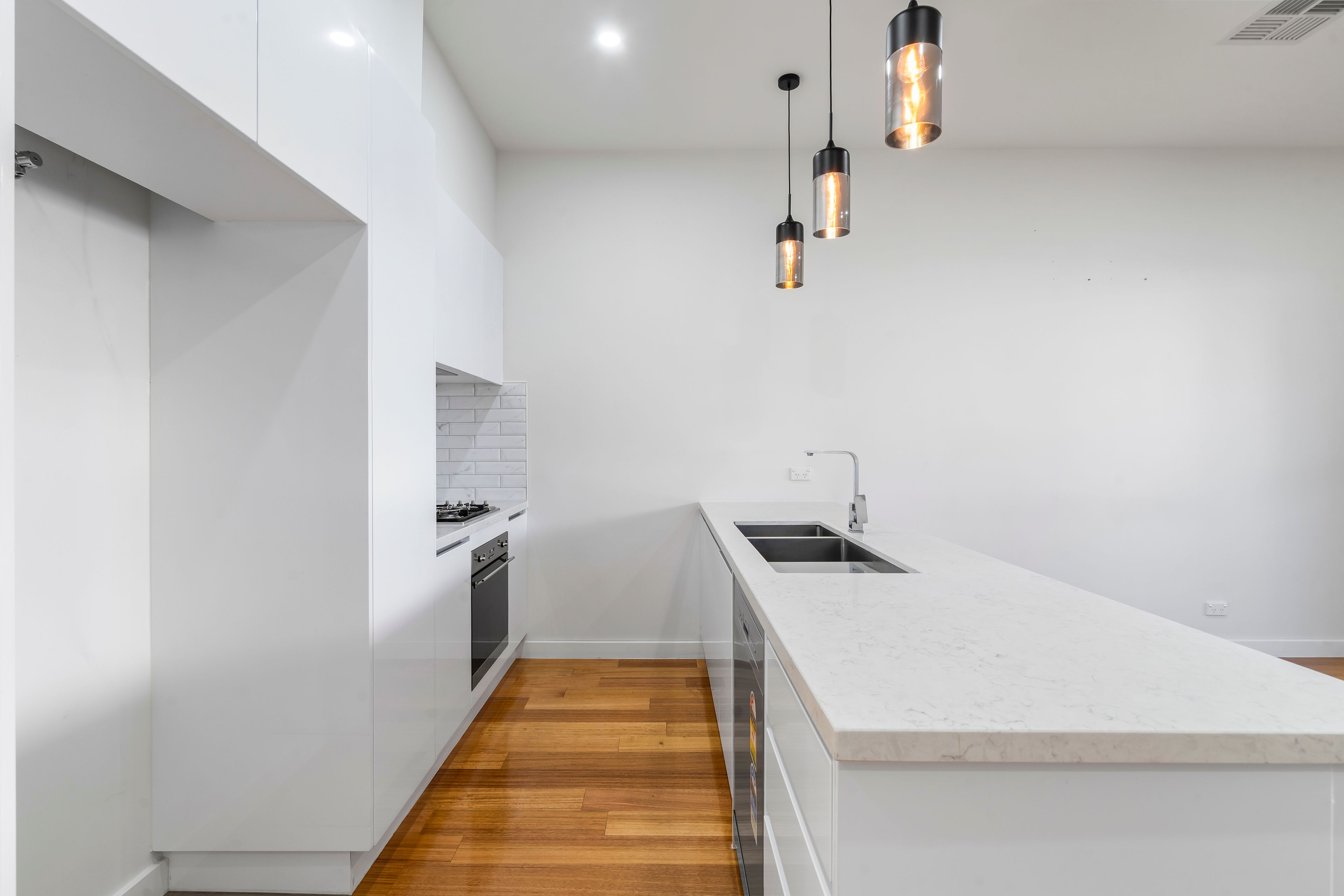 9 Grevillia Road — photo 5 of 11