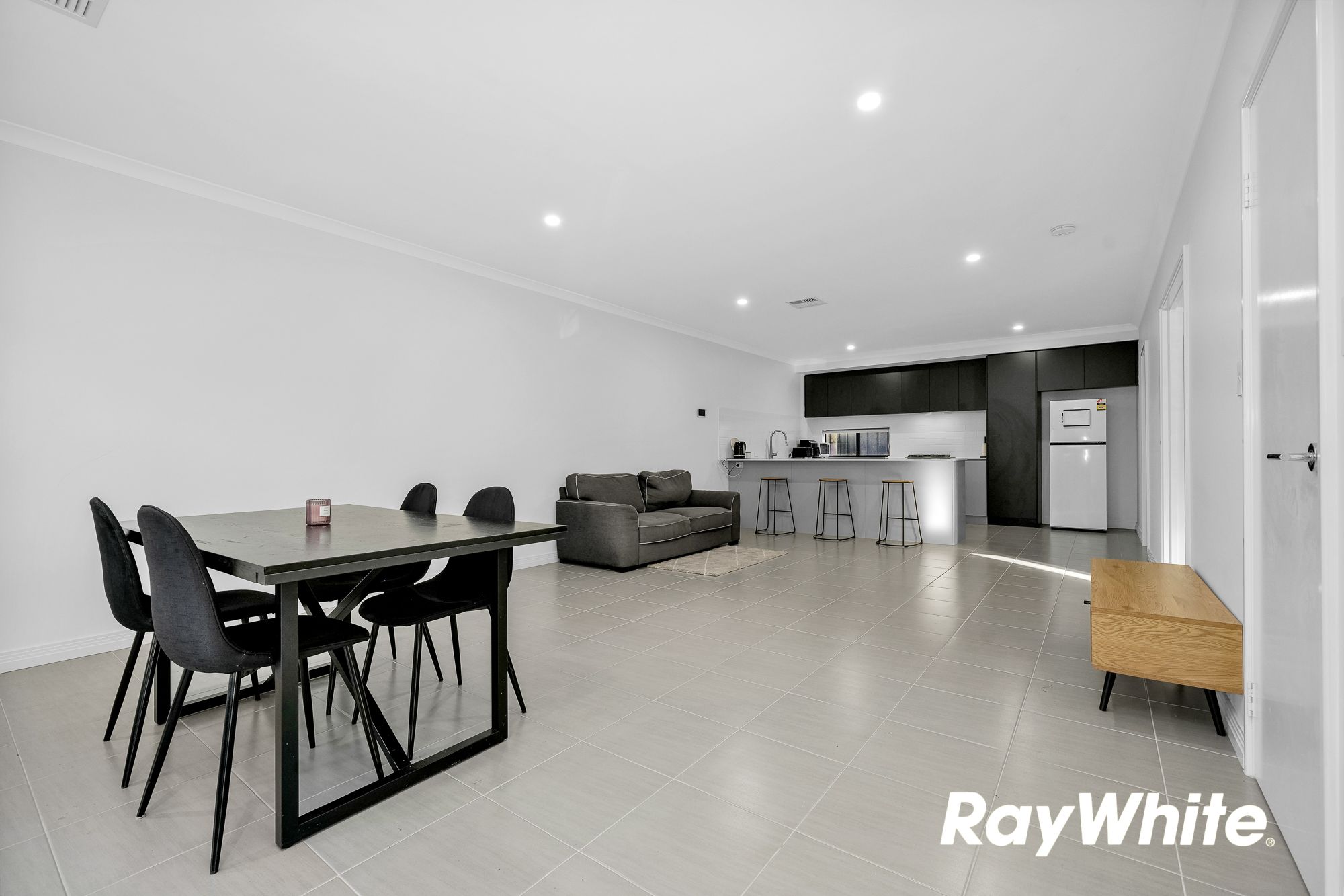 26B Southwark Way — photo 7 of 30