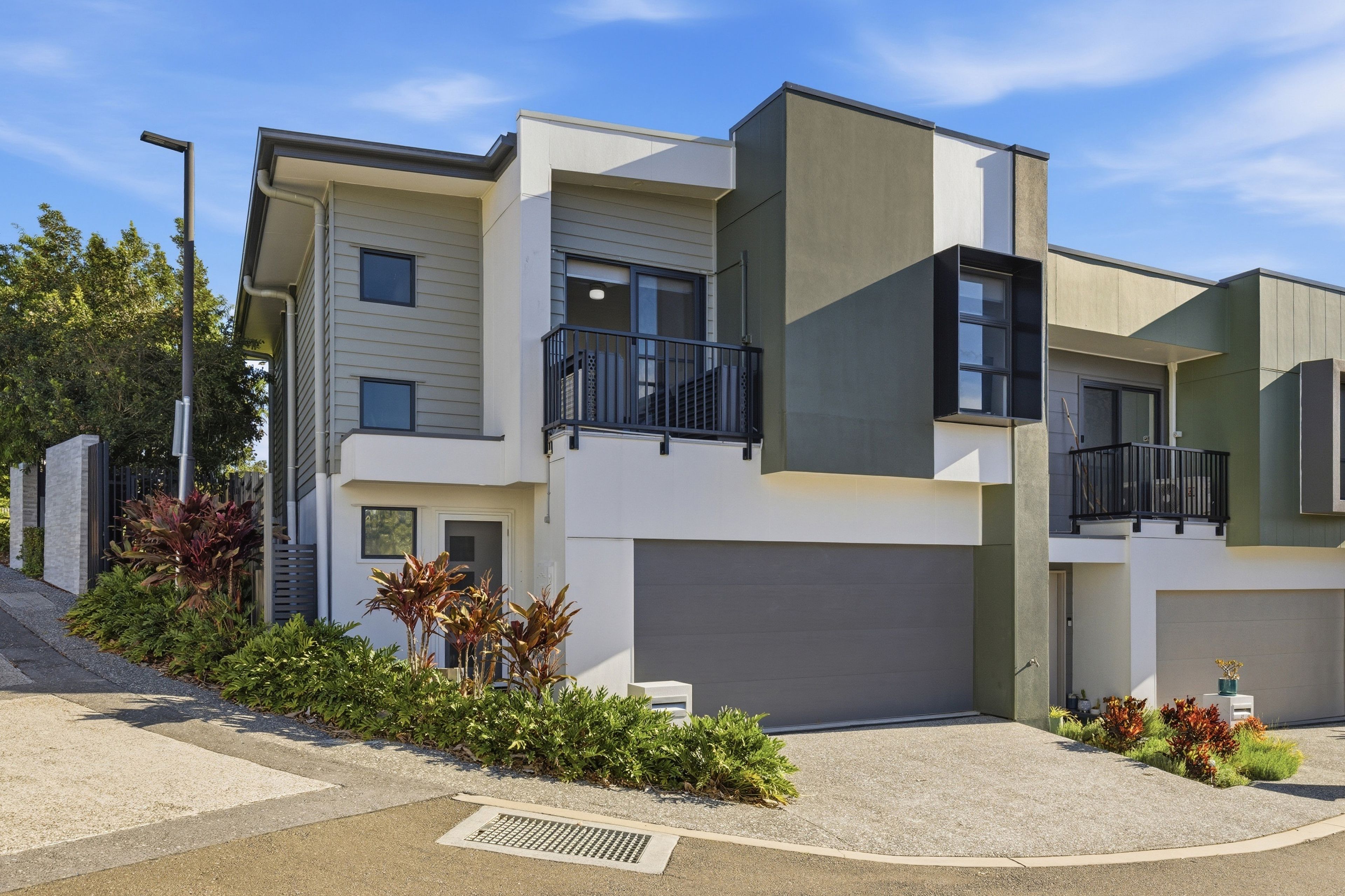 20/21 Lorisch Way — photo from Ray White Rochedale