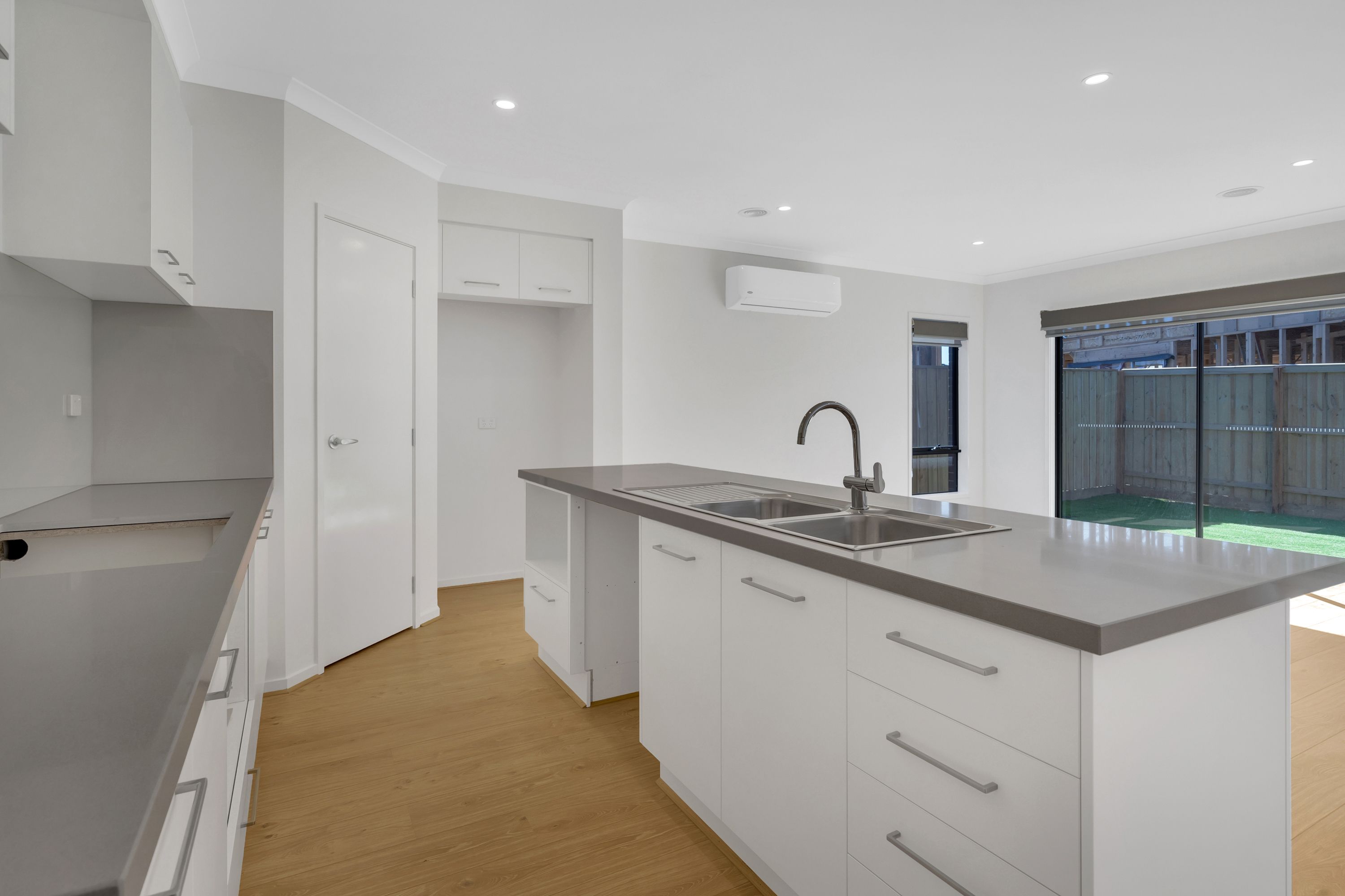8 Potter Circuit, Mickleham, VIC 3064