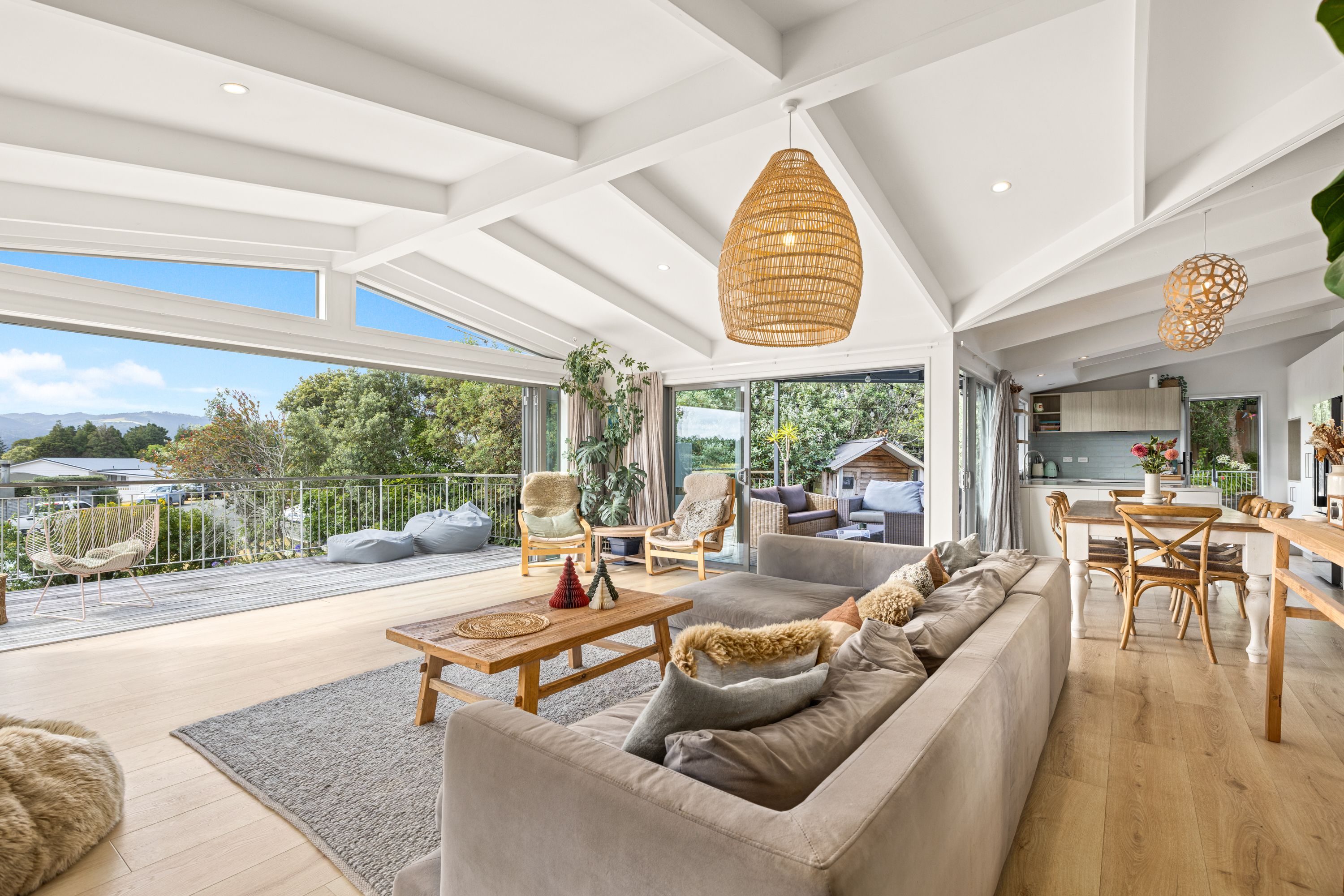 6 Pioneer Crescent, Omaha, Rodney