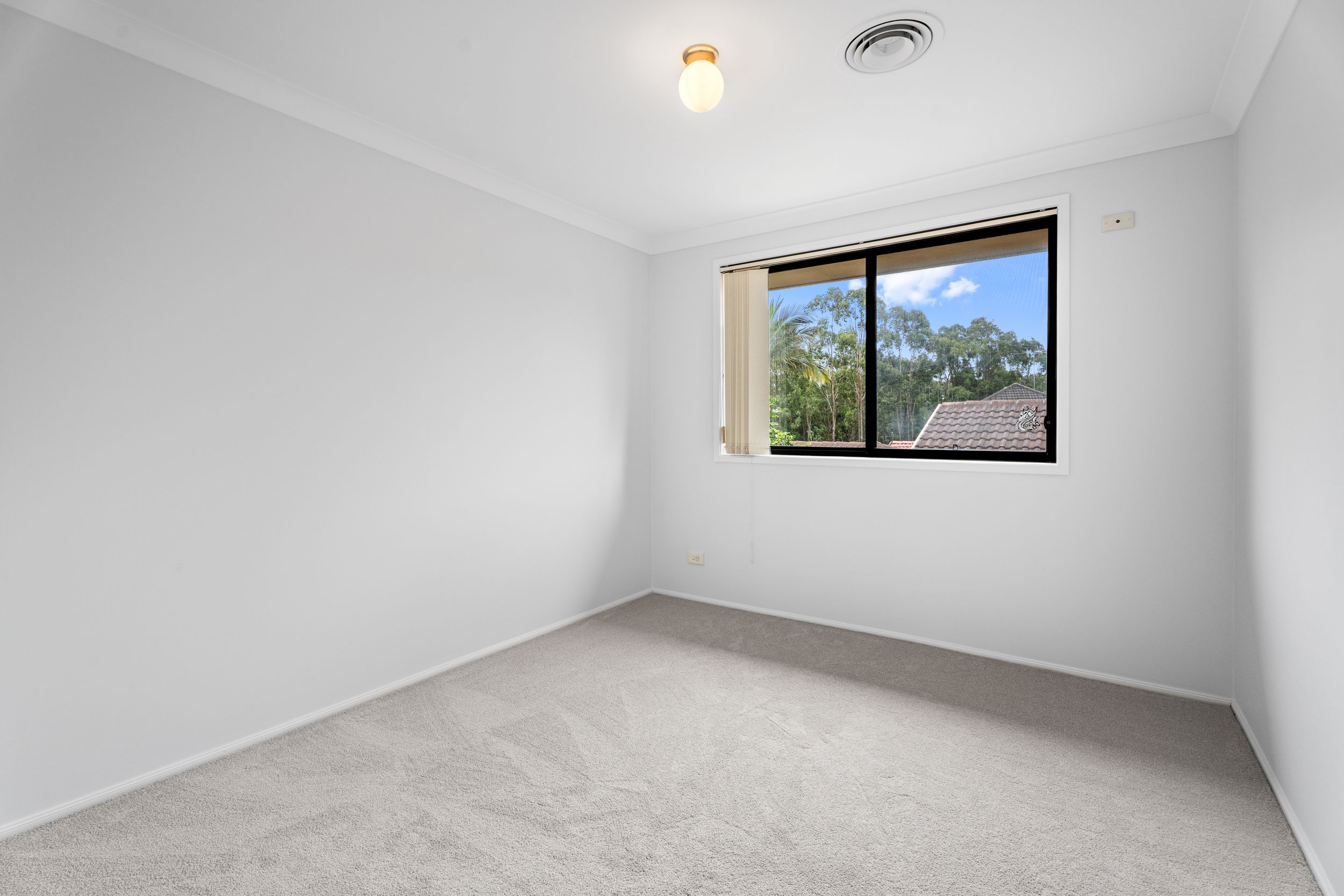 61 Kukundi Drive, Glenmore Park, NSW