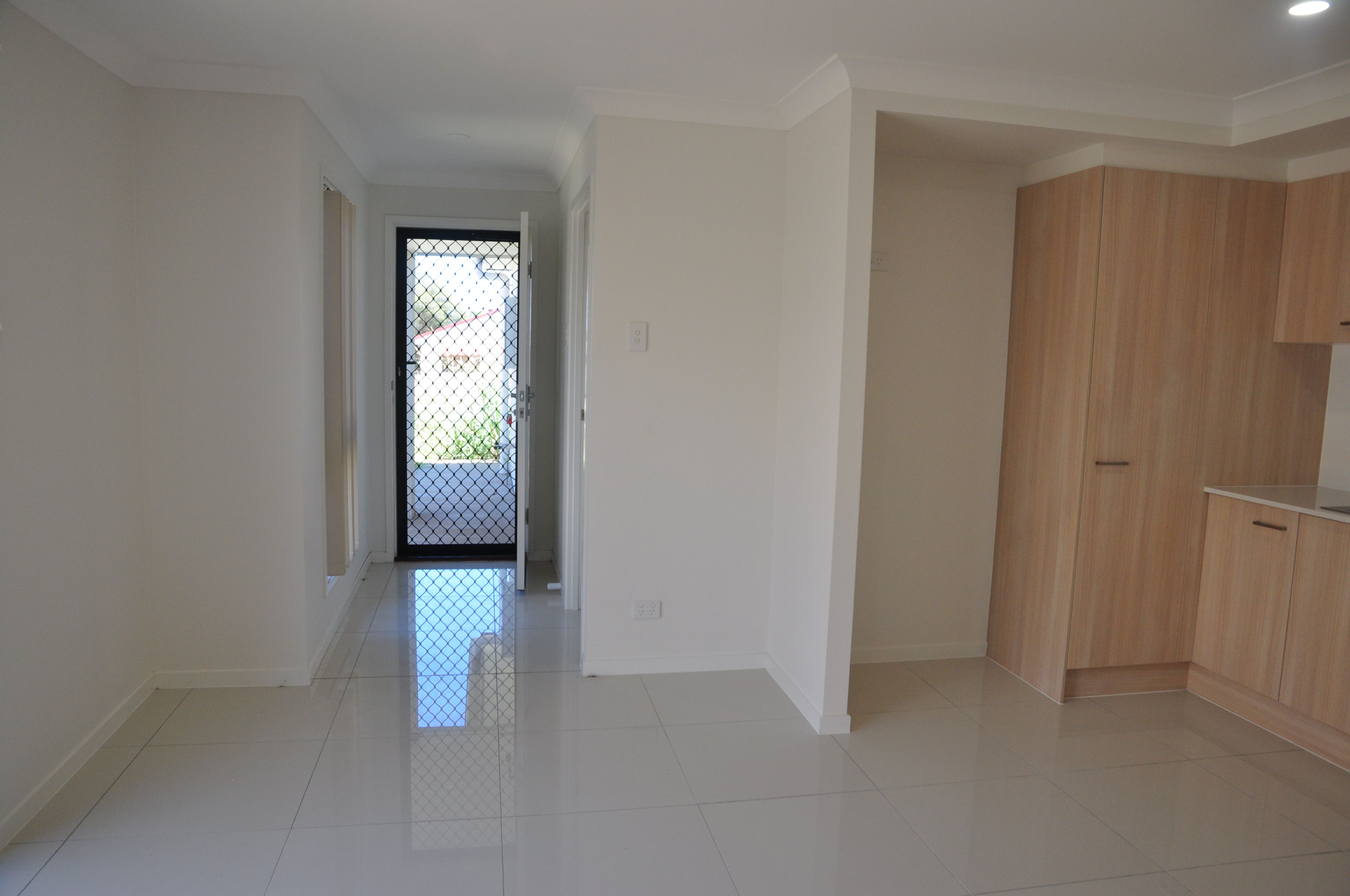 2/1 Carnamah Street, CAMBOOYA, QLD 4358