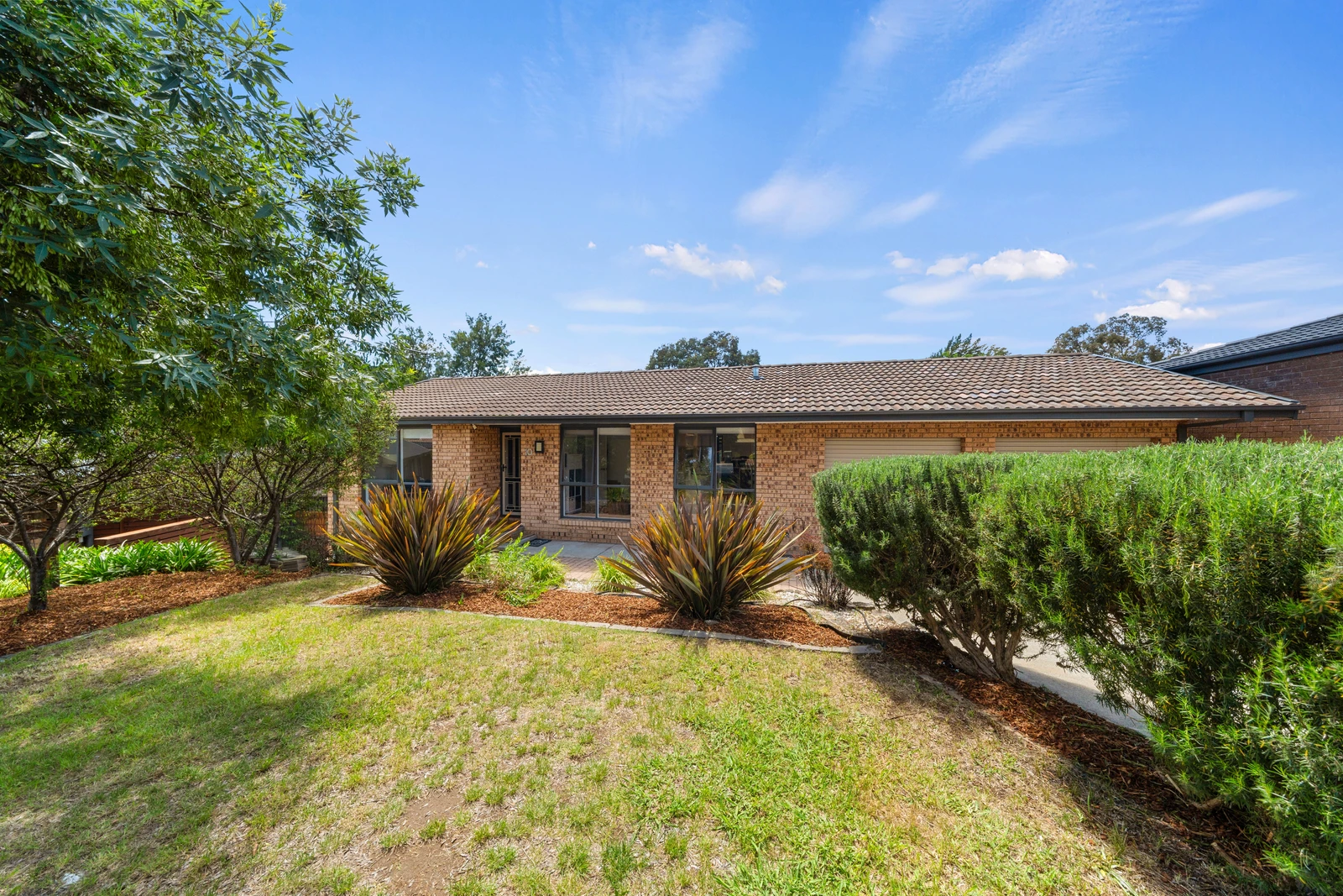 10 Dowsley Place, Chisholm, ACT 2905