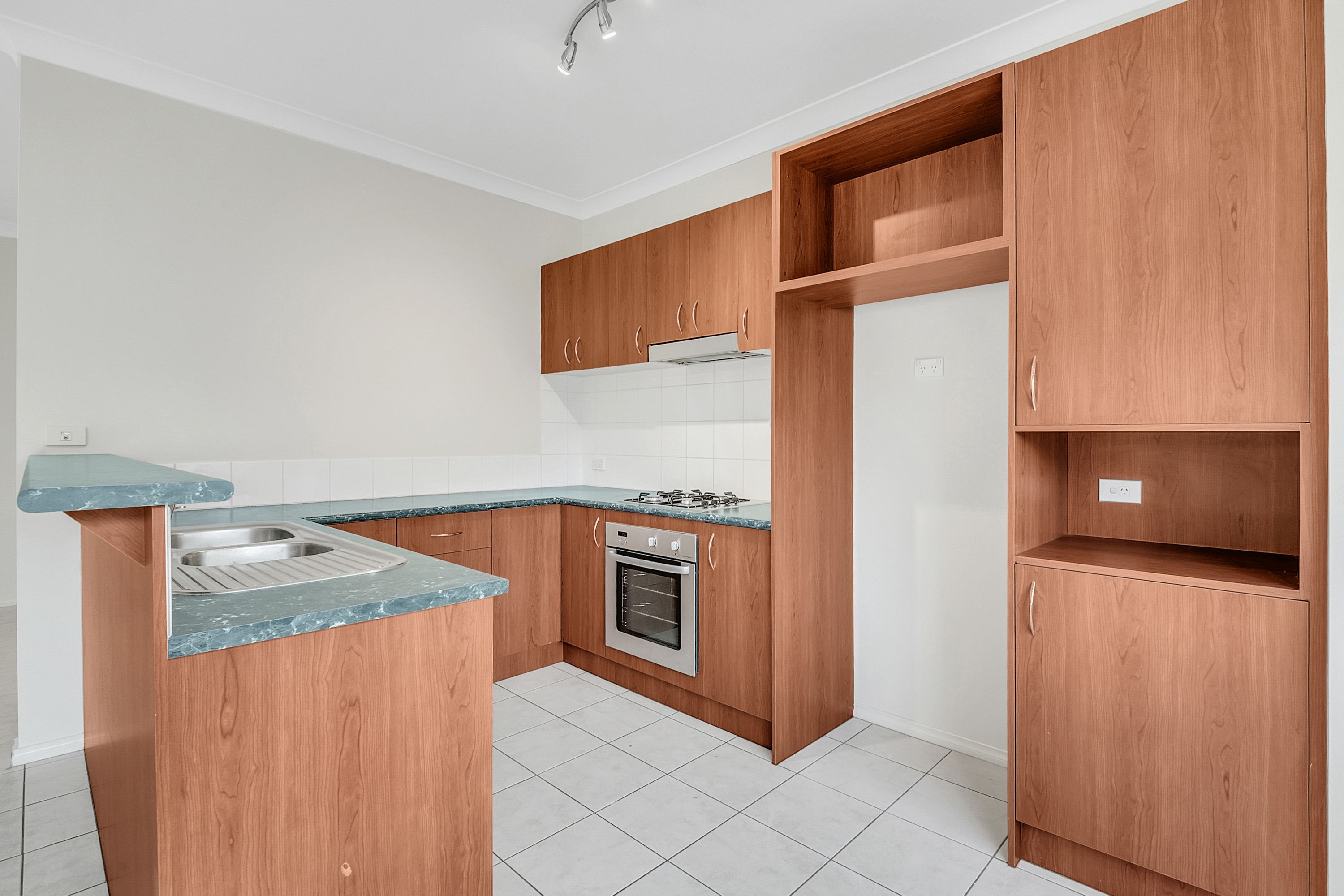 14 Long Island Circuit, Craigieburn, VIC 3064