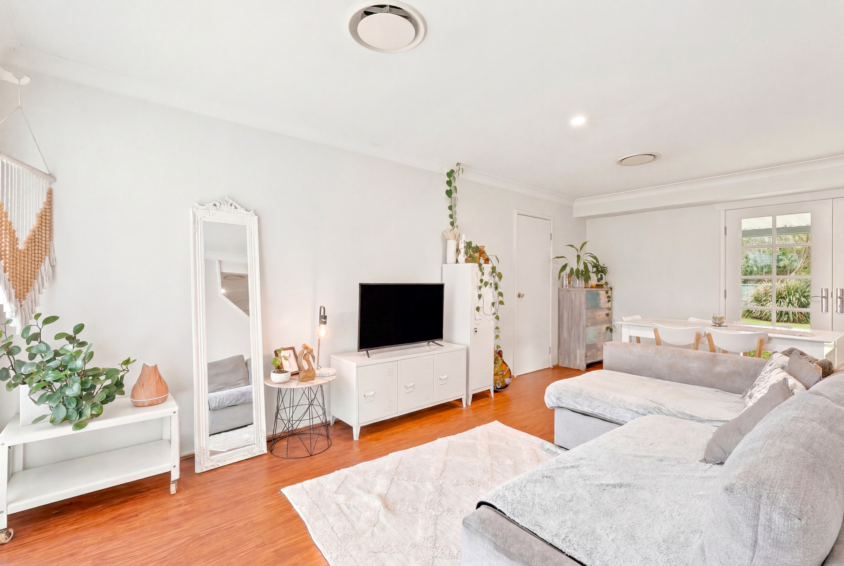 18 Hawkesbury Close, Bateau Bay, NSW 2261