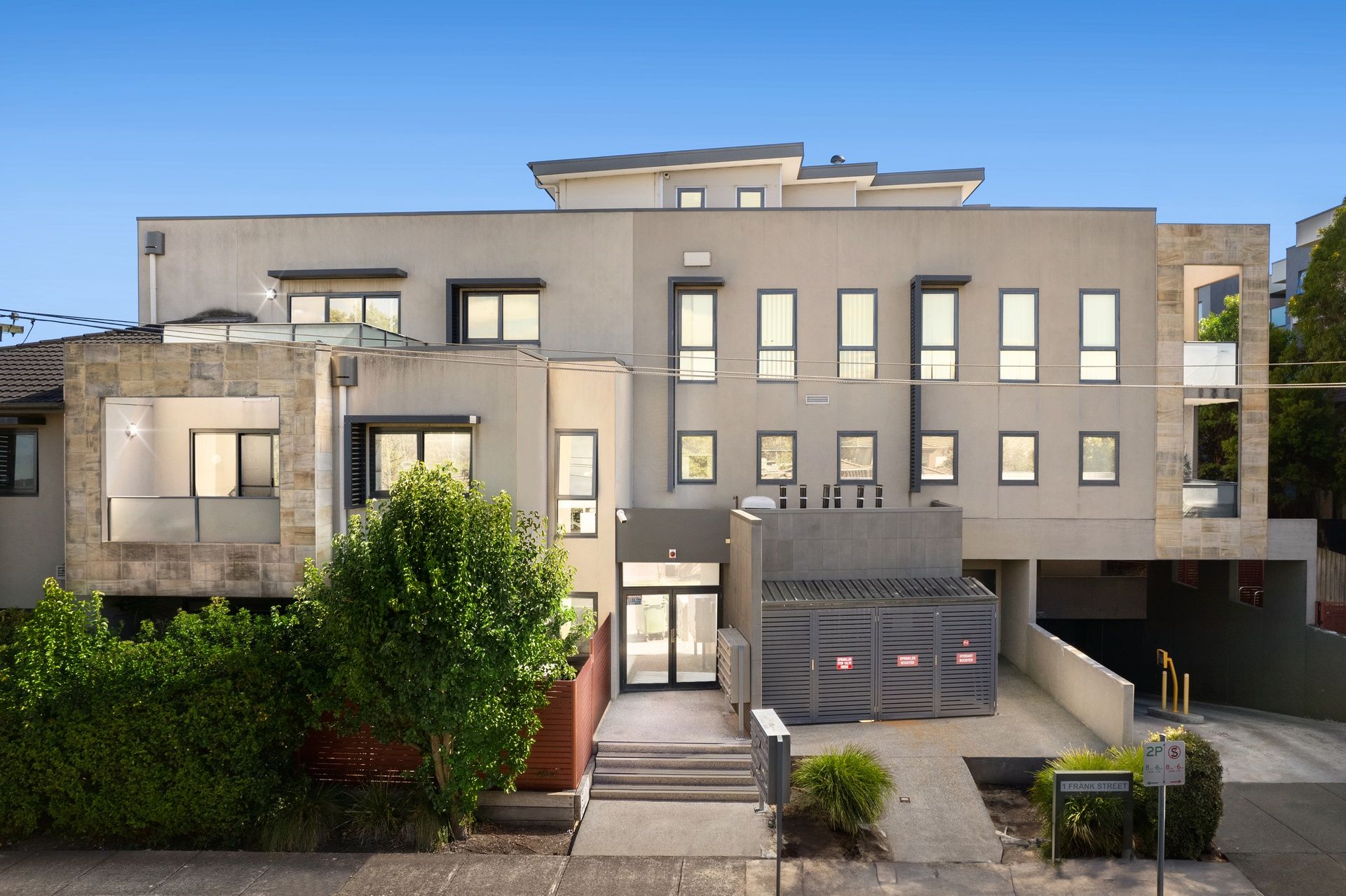 1 Frank Street, Glen Waverley VIC 3150