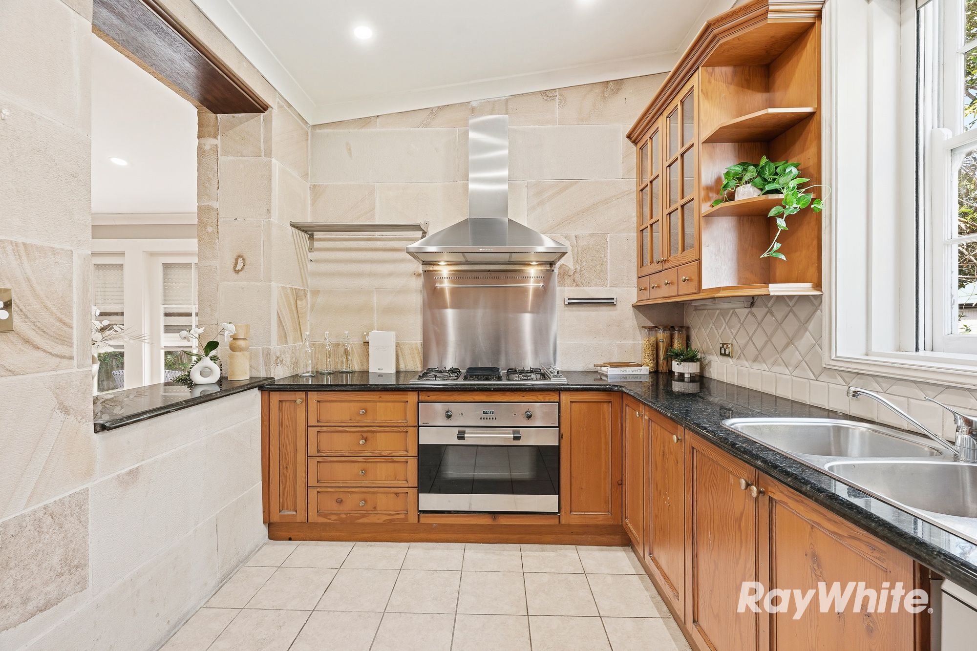 74 O'connell Street — photo 5 of 20