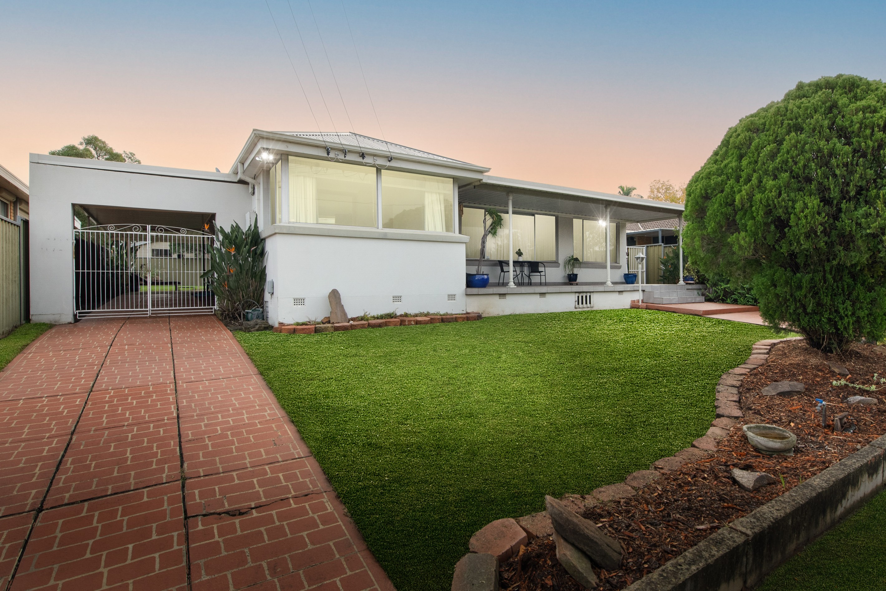 19 Weatherby Avenue, Cambridge Park, NSW 2747
