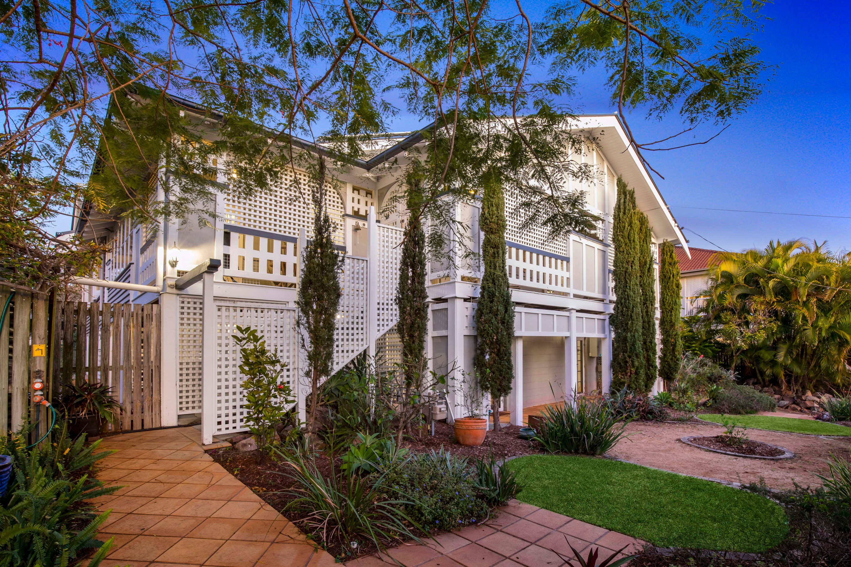 17 Miles Street, Clayfield, QLD 4011