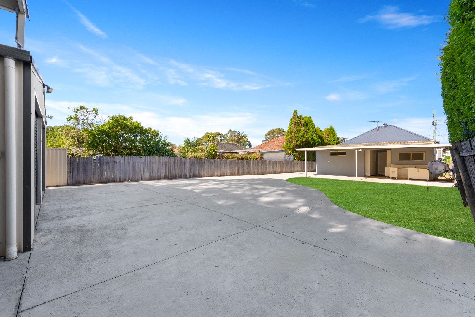 51 Merrylands Road — photo 3 of 15