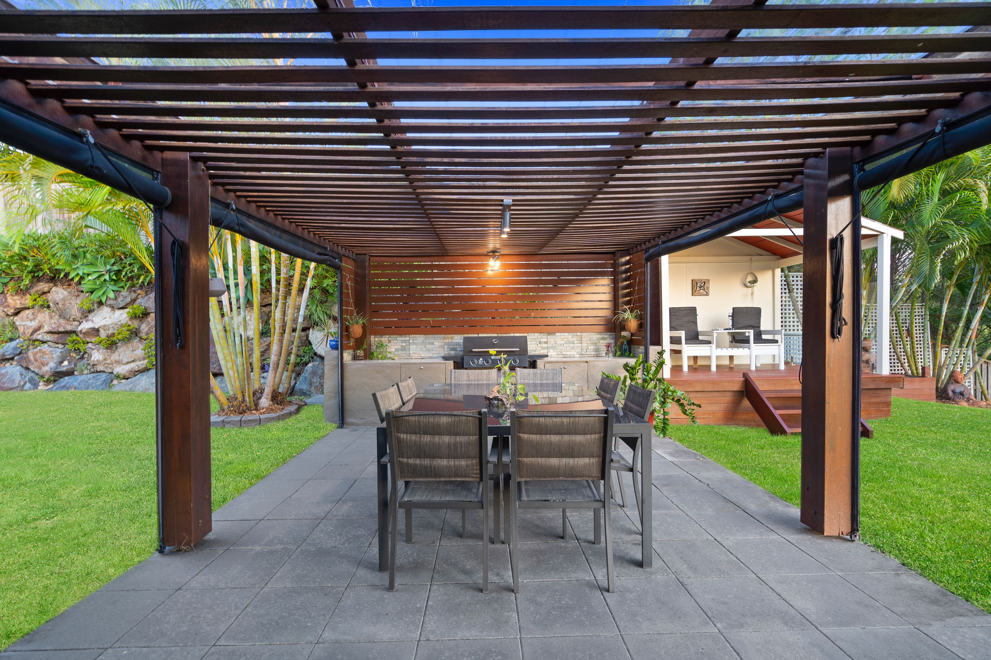 18 Huxley Court, Pacific Pines, QLD 4211