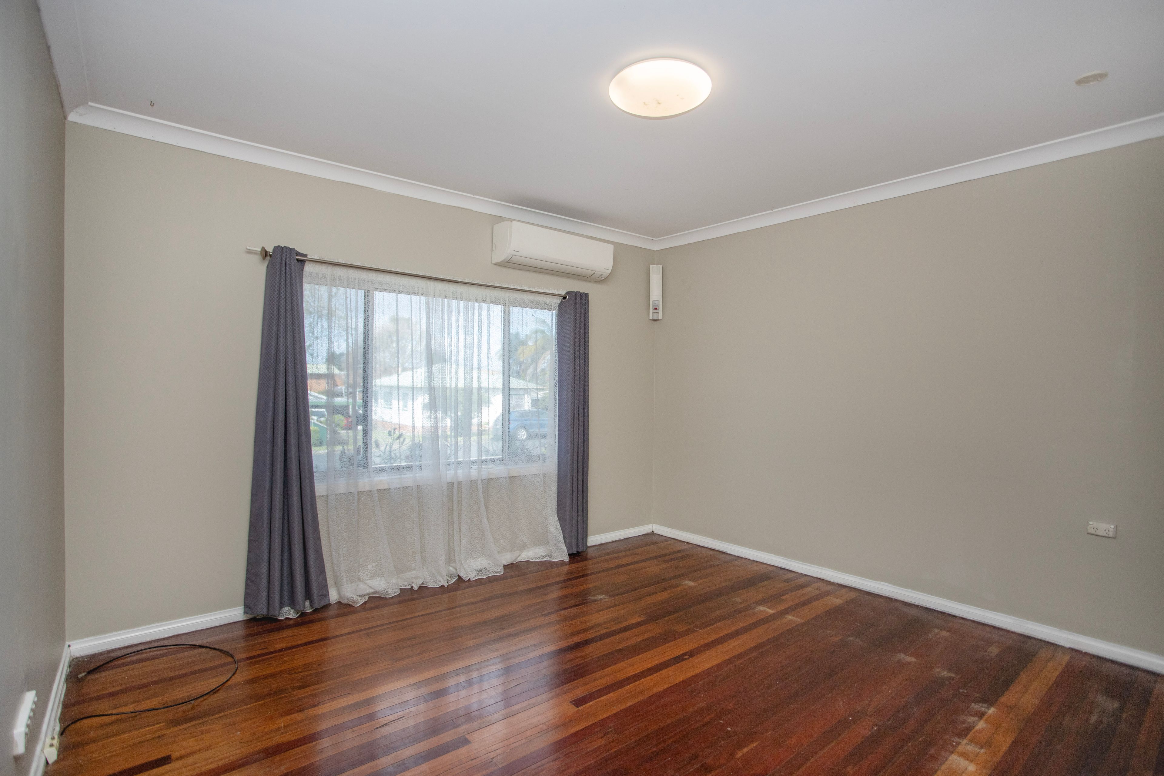 40 Bruntnell Street — photo 5 of 21