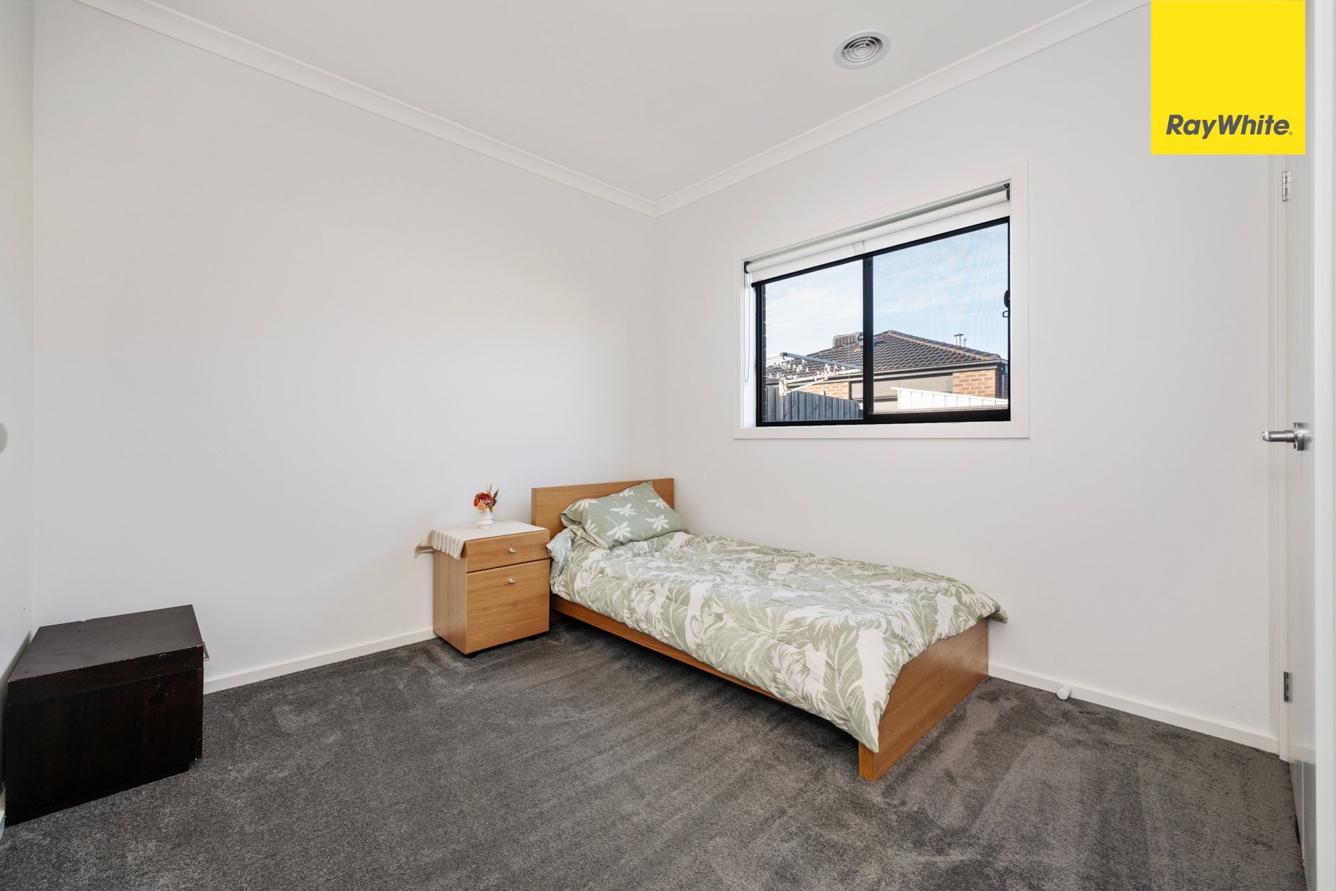 19 Babina Avenue — photo 10 of 19
