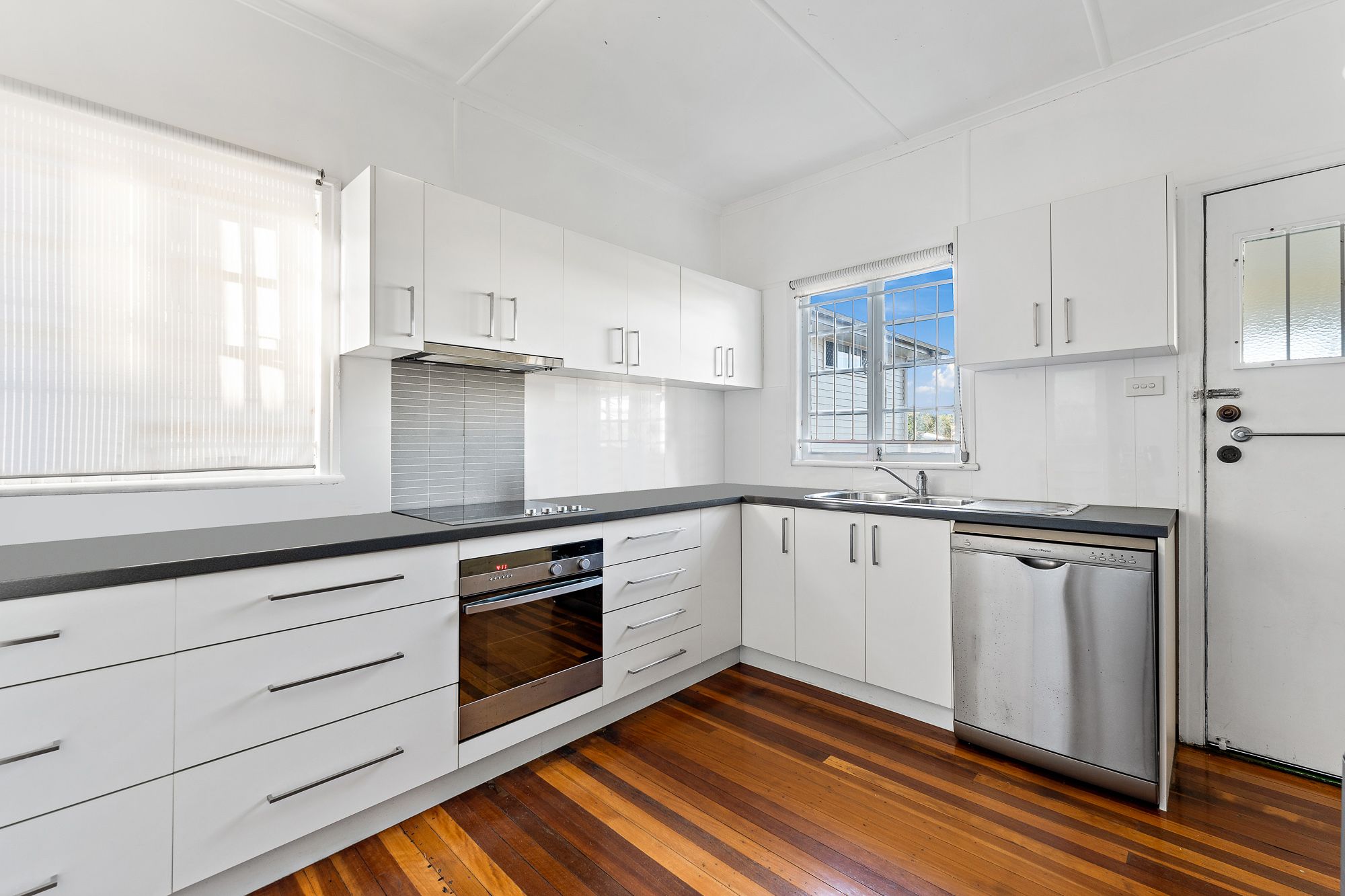 28 Tweedale Street, Graceville QLD 4075
