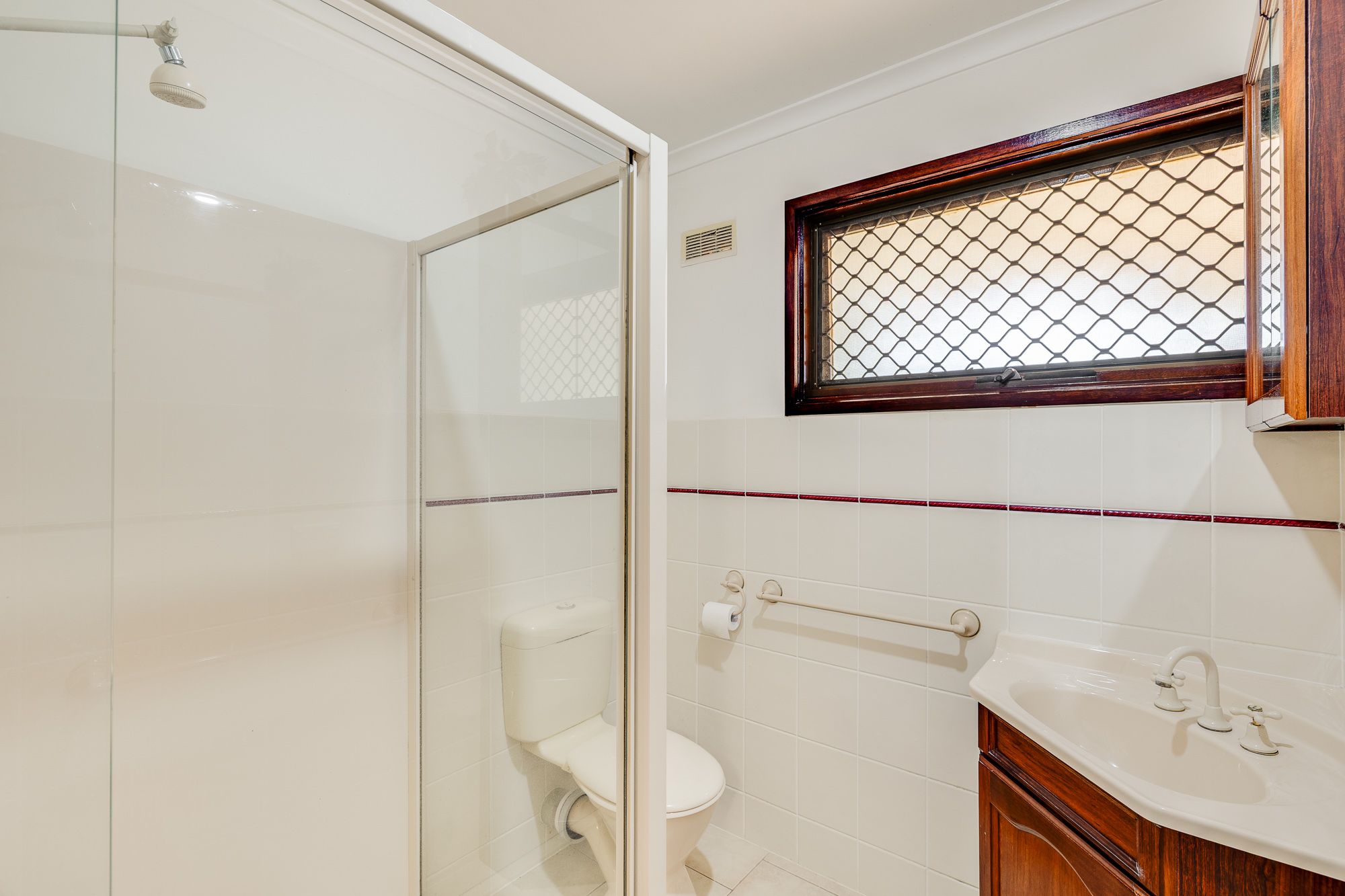 52 Charker Street — photo 11 of 24