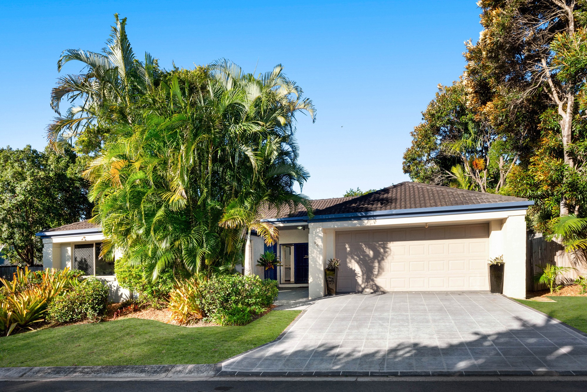 96 Hibiscus Close, Wishart, QLD 4122